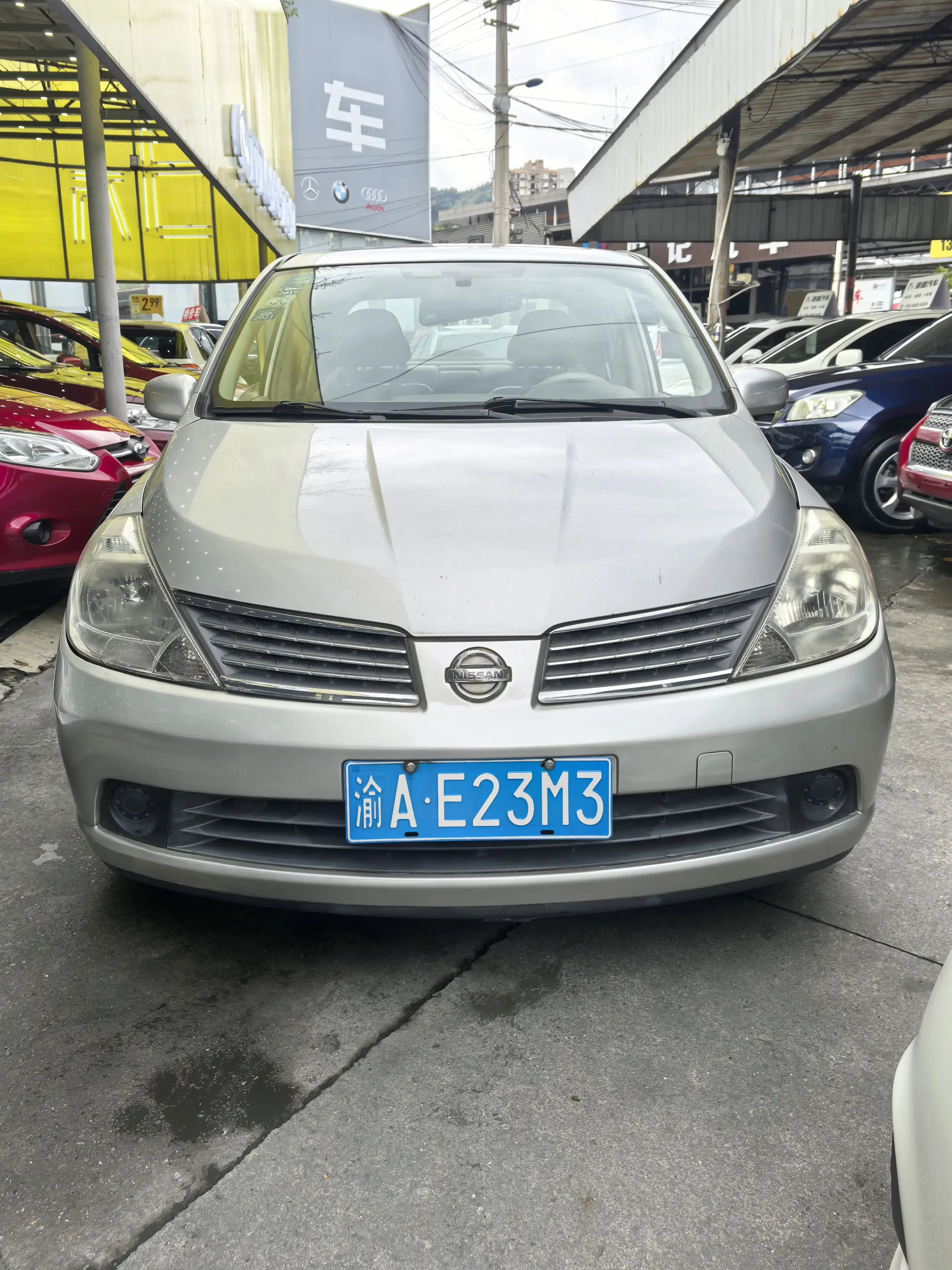 Nissan Tiida
