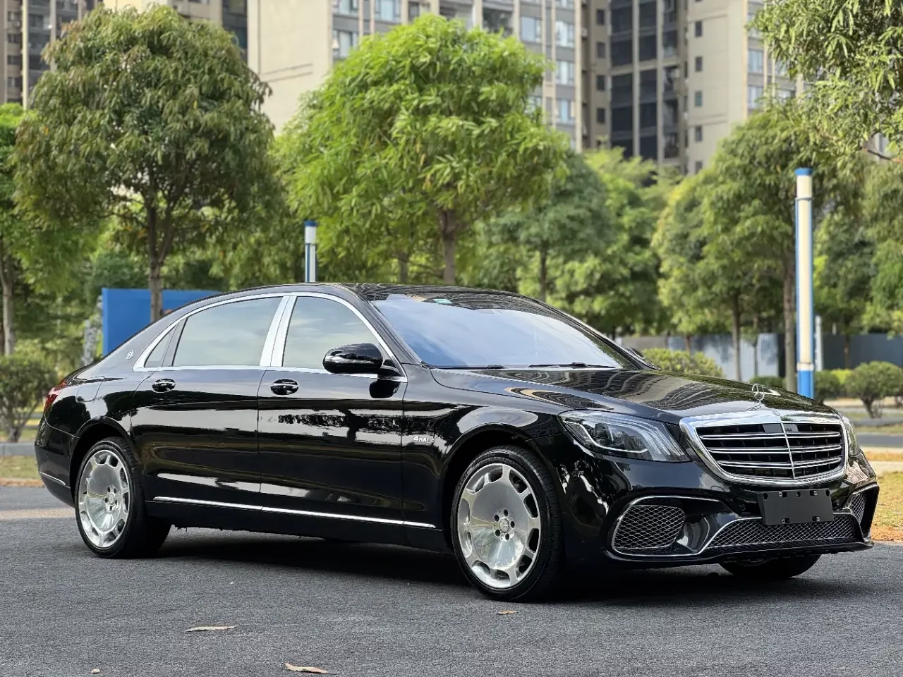 Mercedes-Benz Maybach S-Class