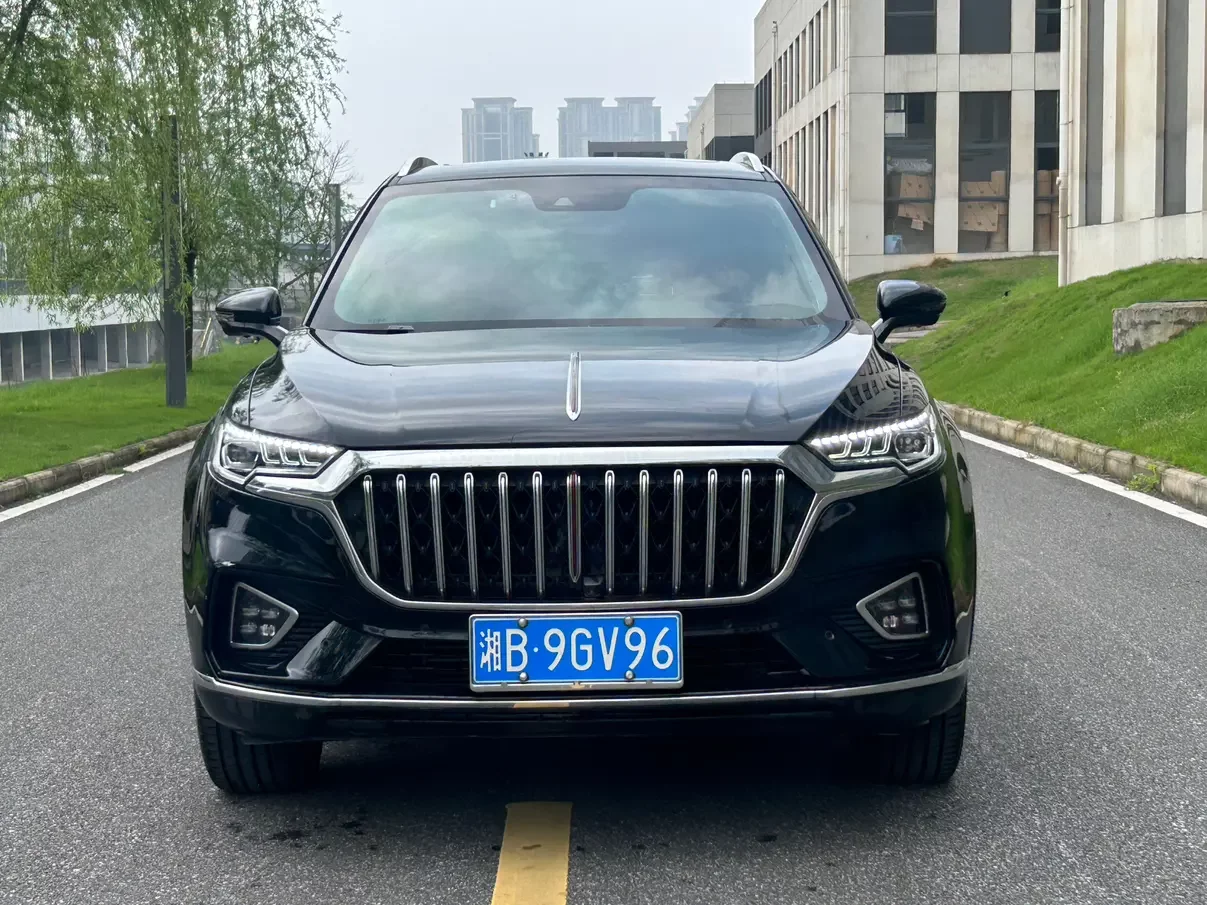Hongqi HS5