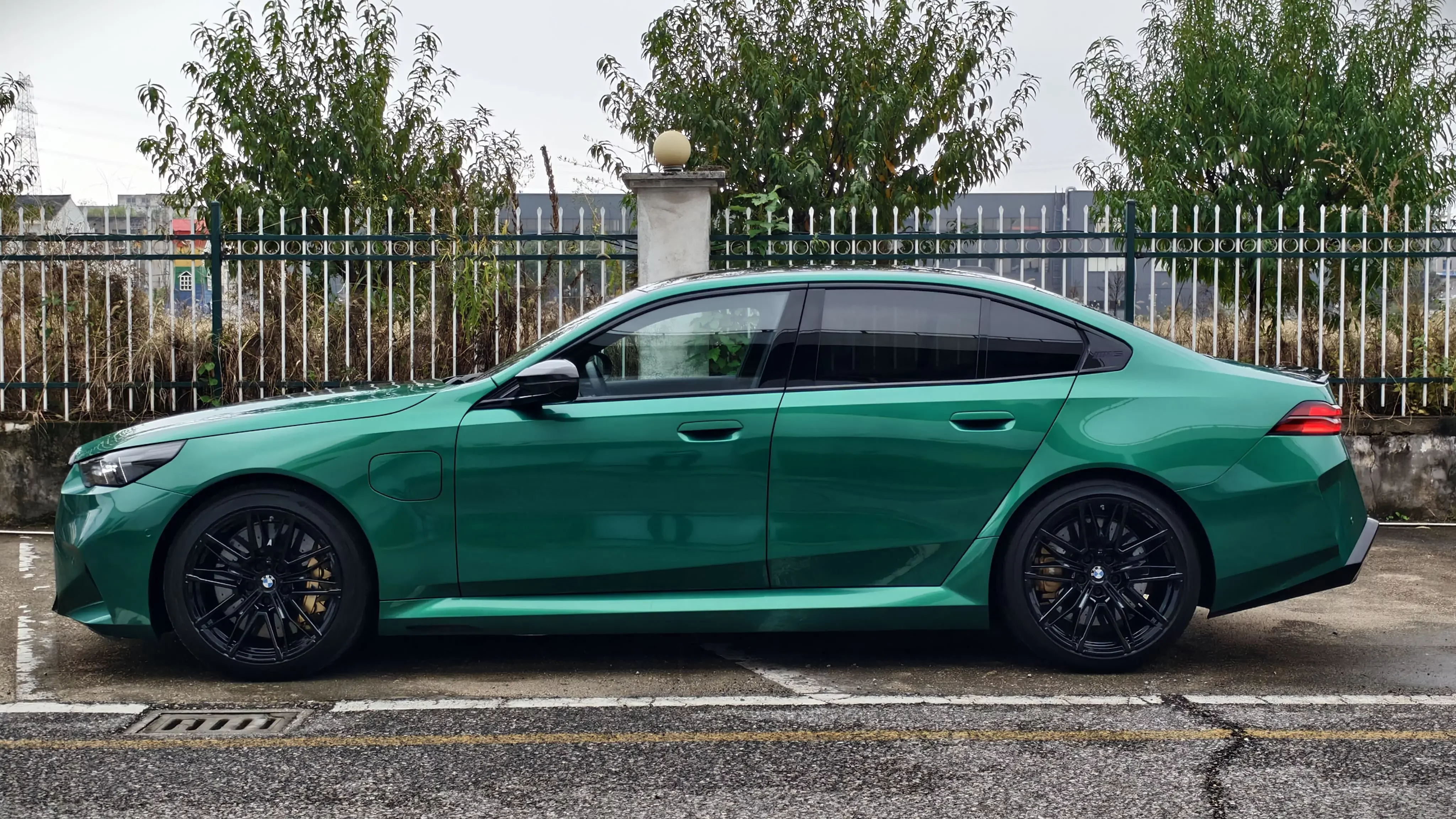BMW M5 PHEV