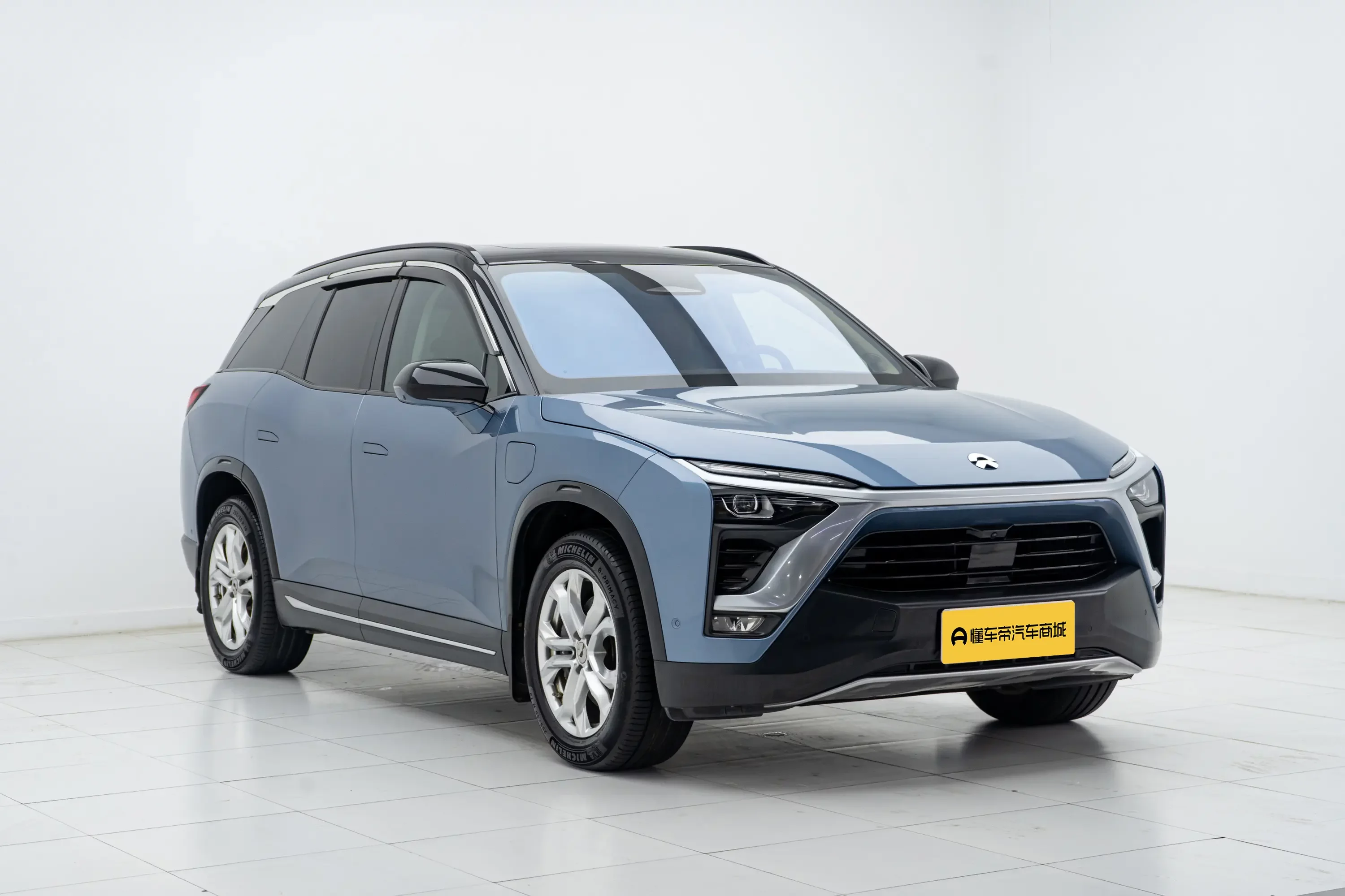 NIO ES8