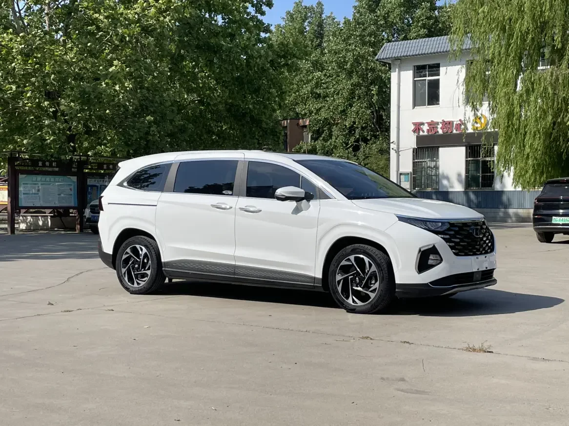 Hyundai Kustu