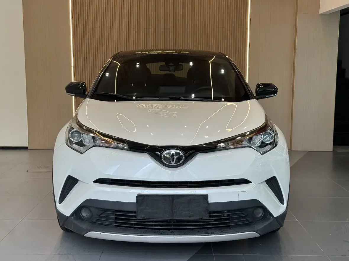 Toyota C-HR Hybrid