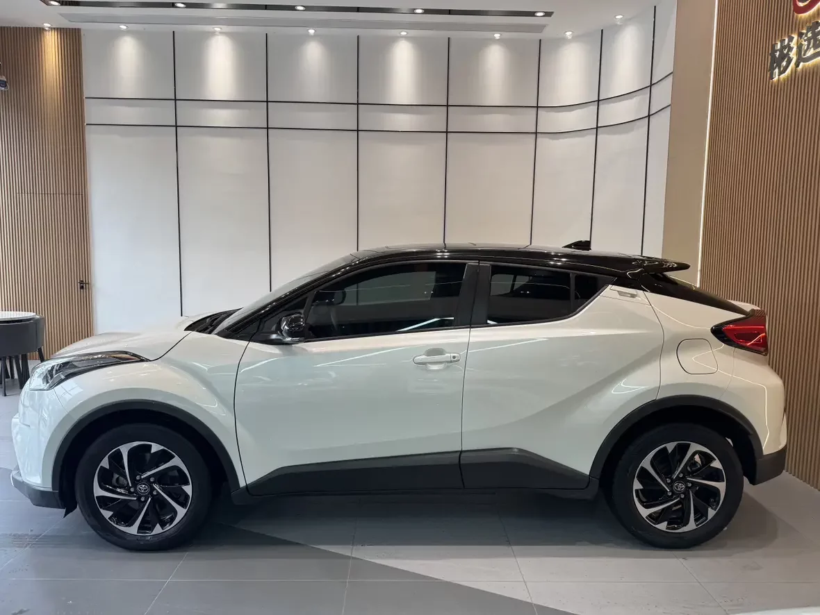 Toyota C-HR Hybrid