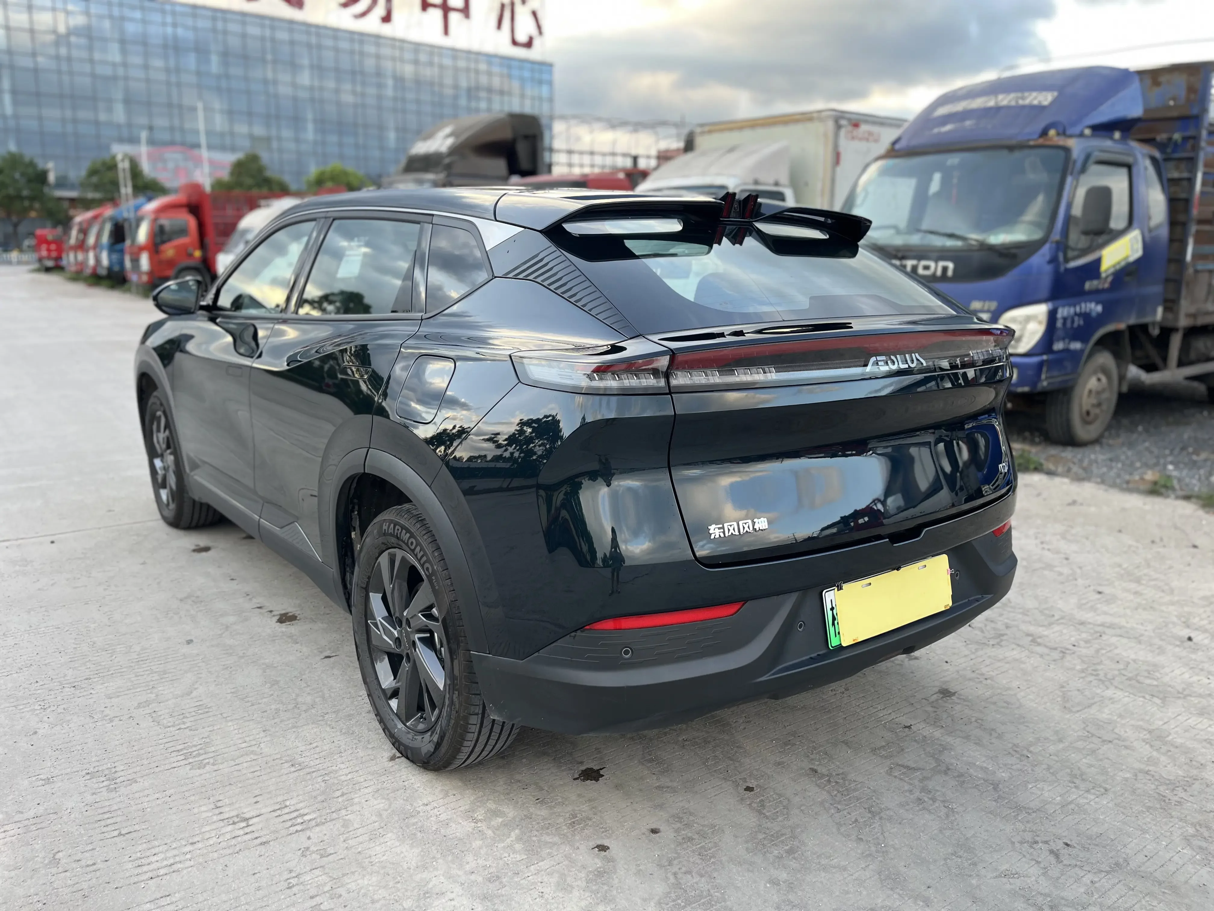 Dongfeng Fengshen L7 PHEV