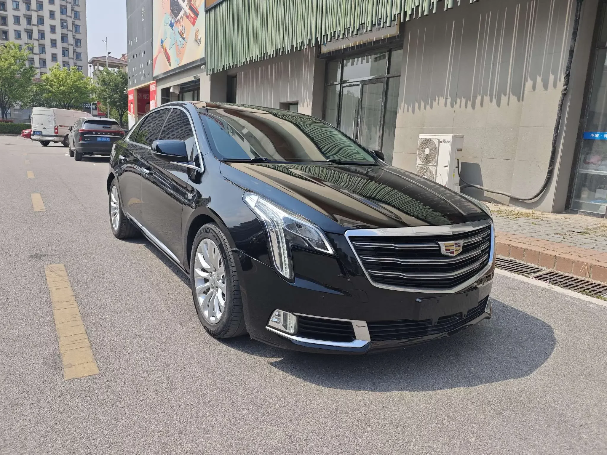 Cadillac XTS