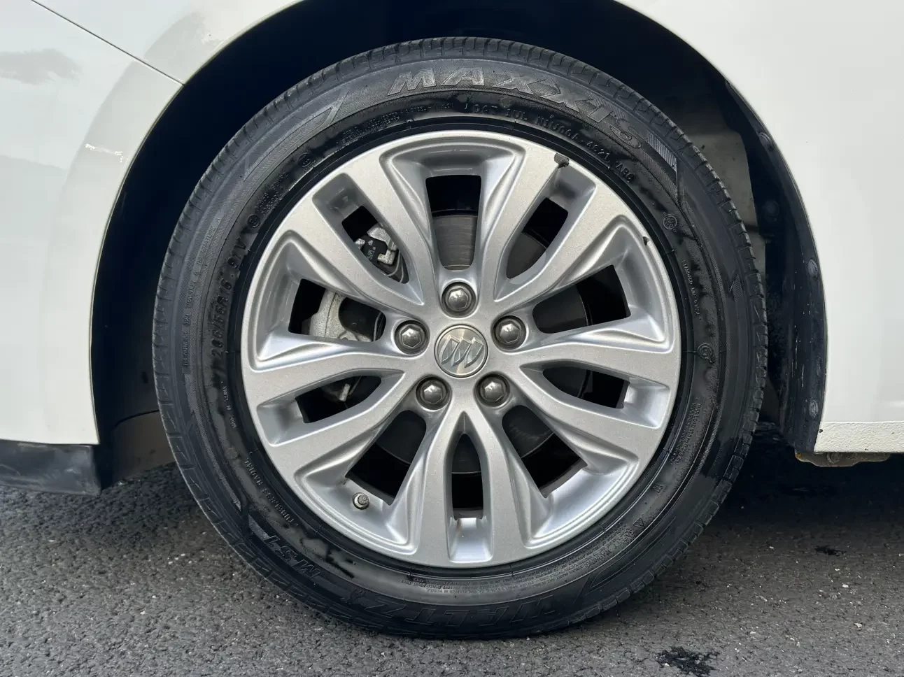 Buick Yinglang