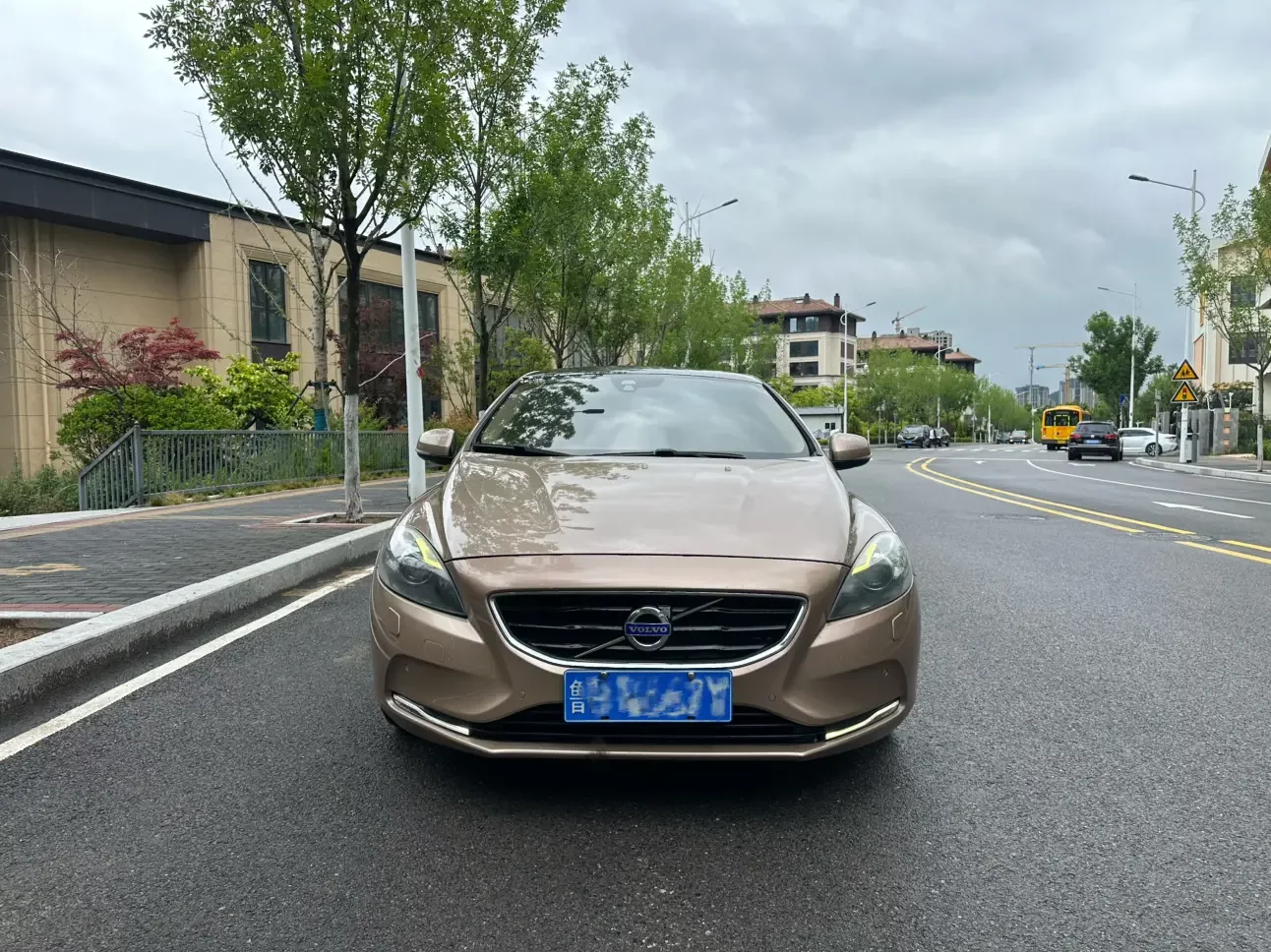 Volvo V40