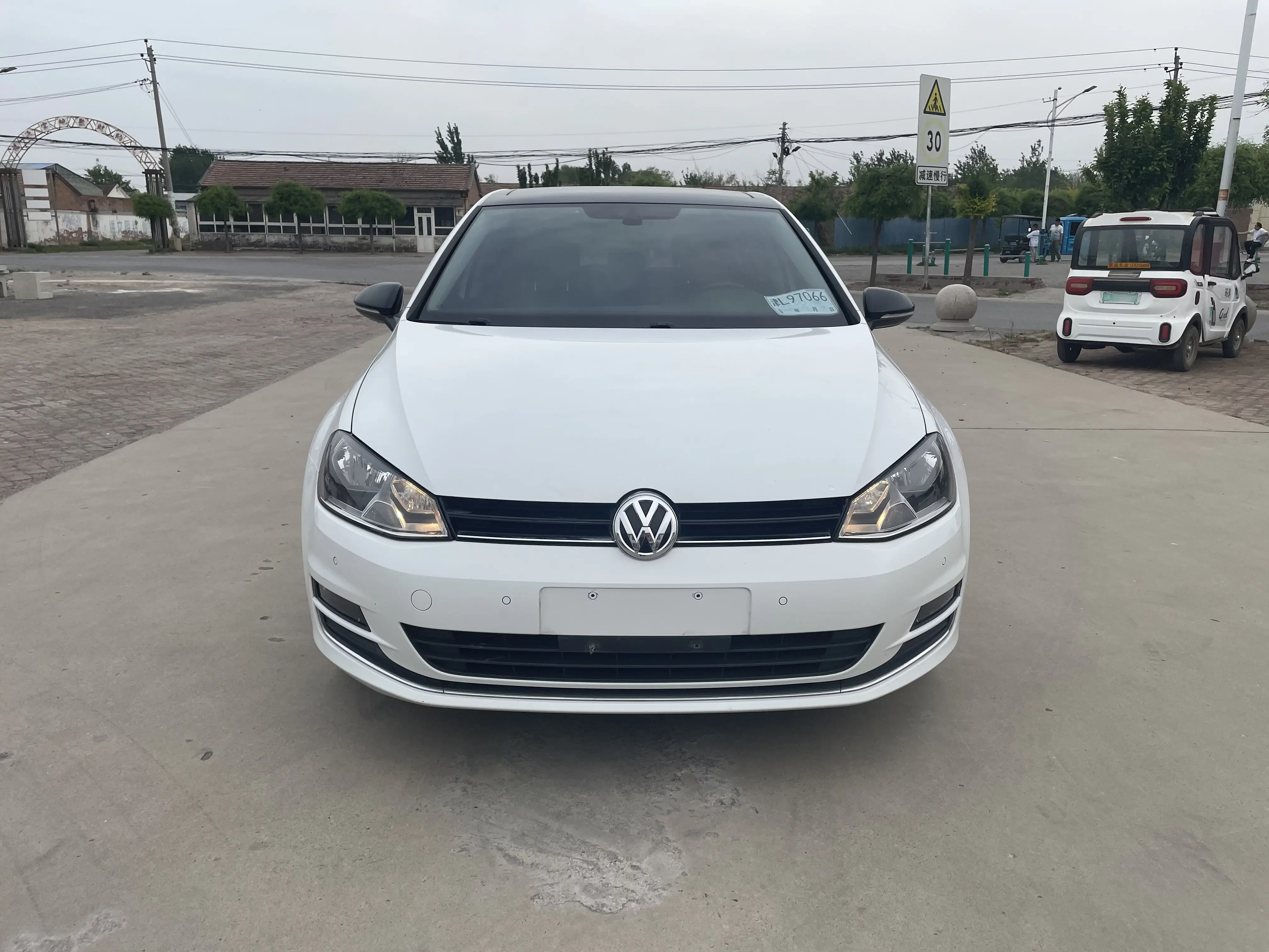 Volkswagen golf