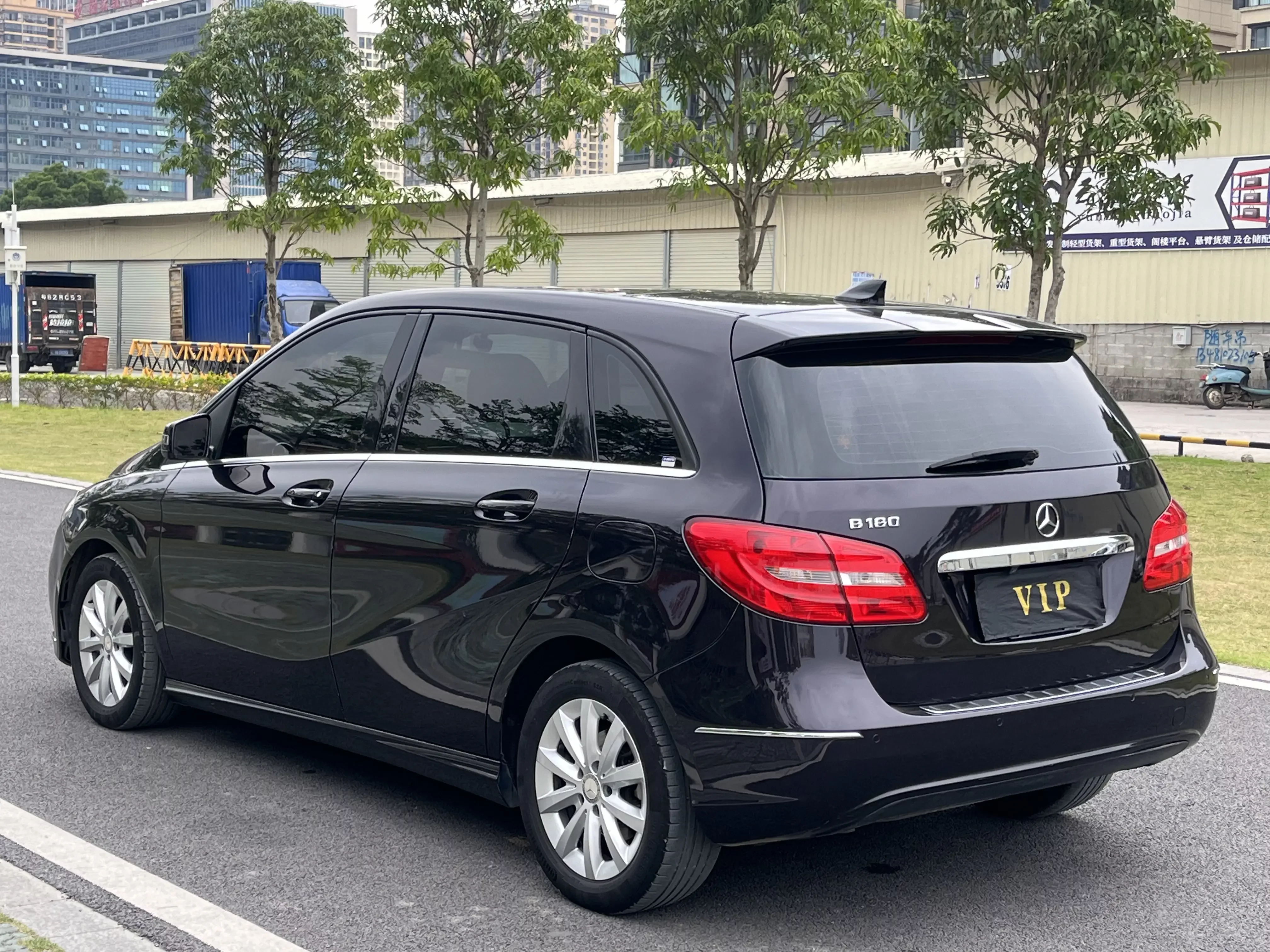 Mercedes-Benz B Class