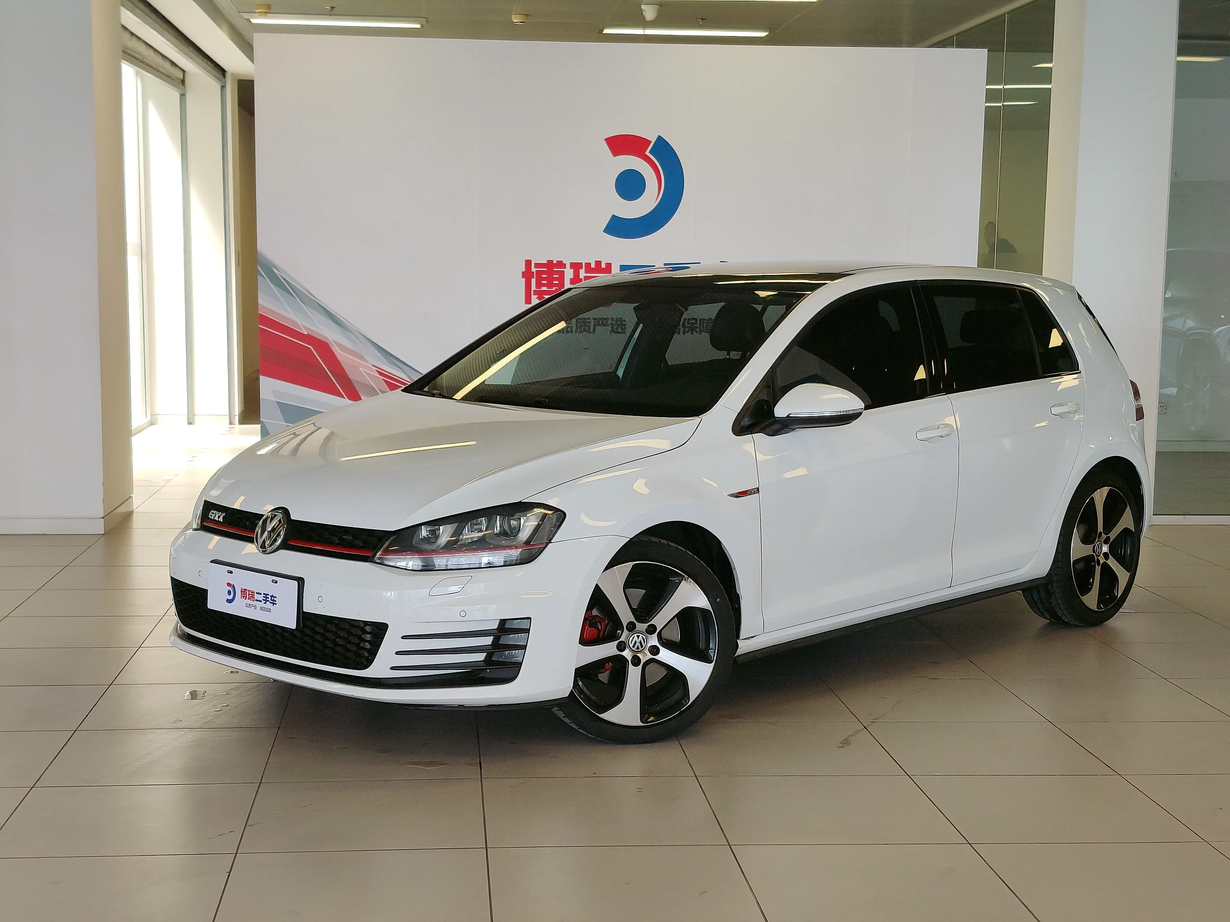 Volkswagen Golf GTI