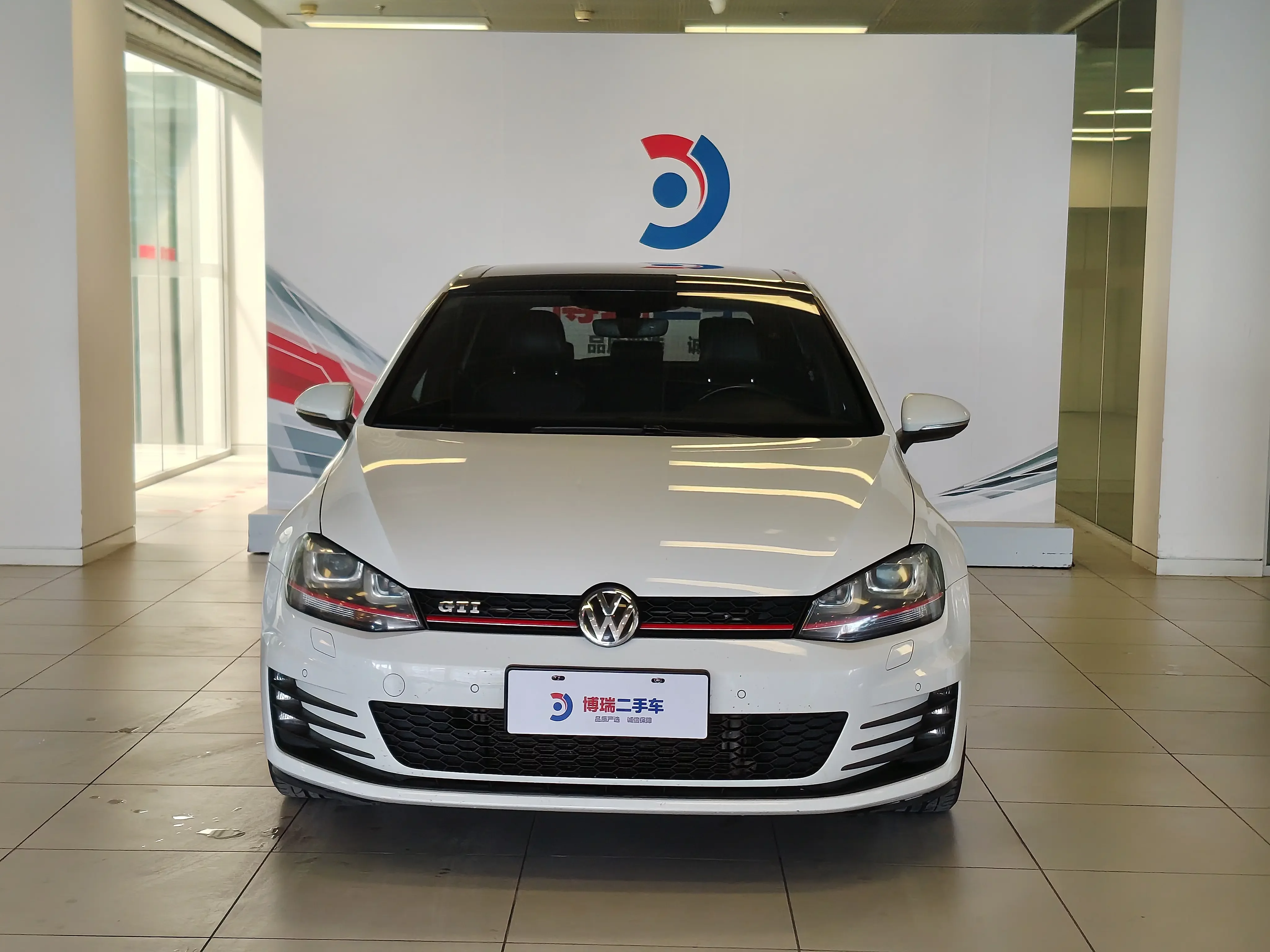 Volkswagen Golf GTI