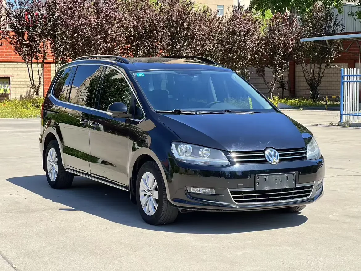Volkswagen Sharon
