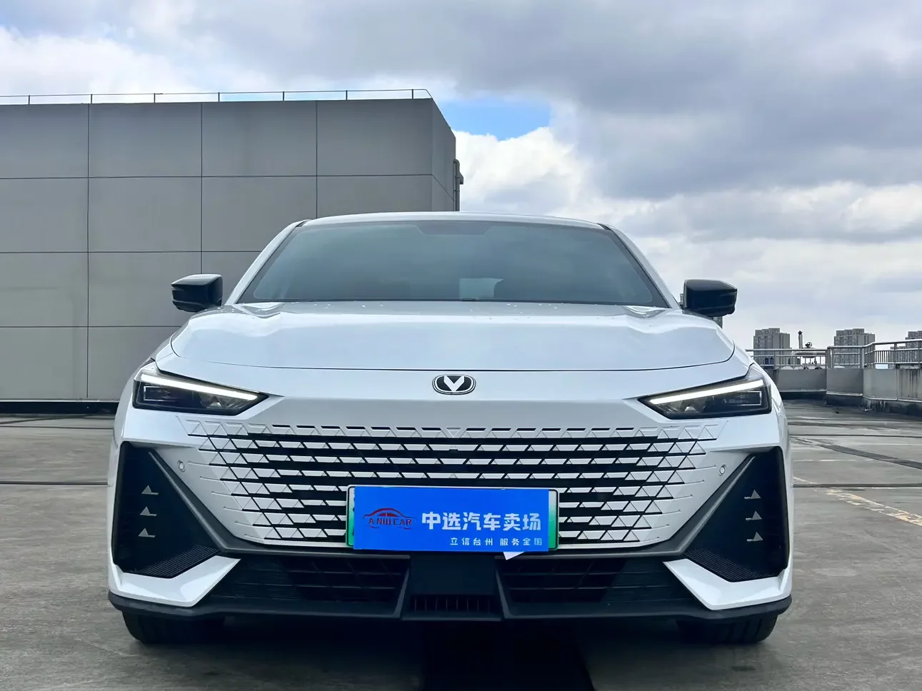 Changan UNI-V Smart Electric iDD