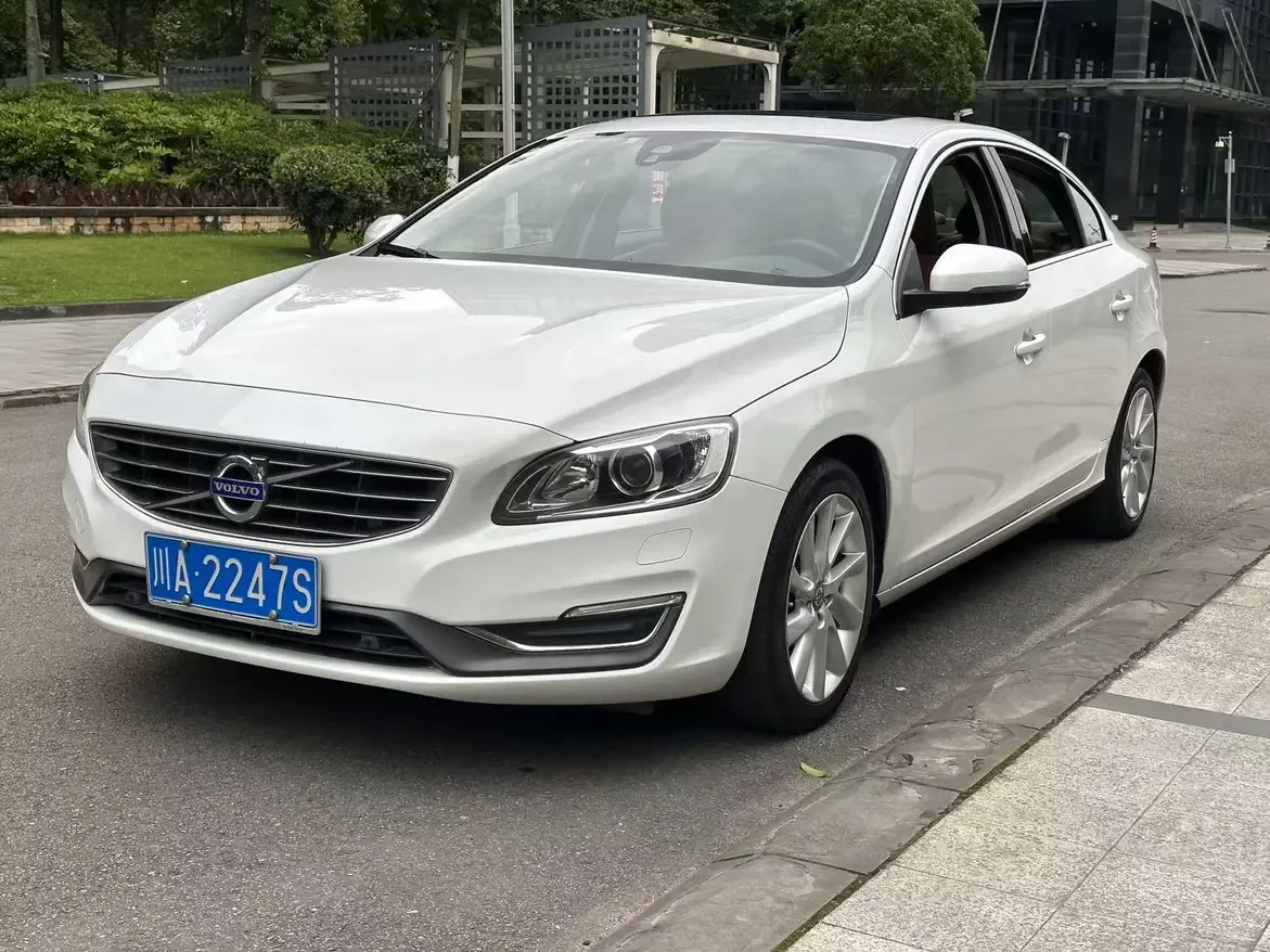 Volvo S60