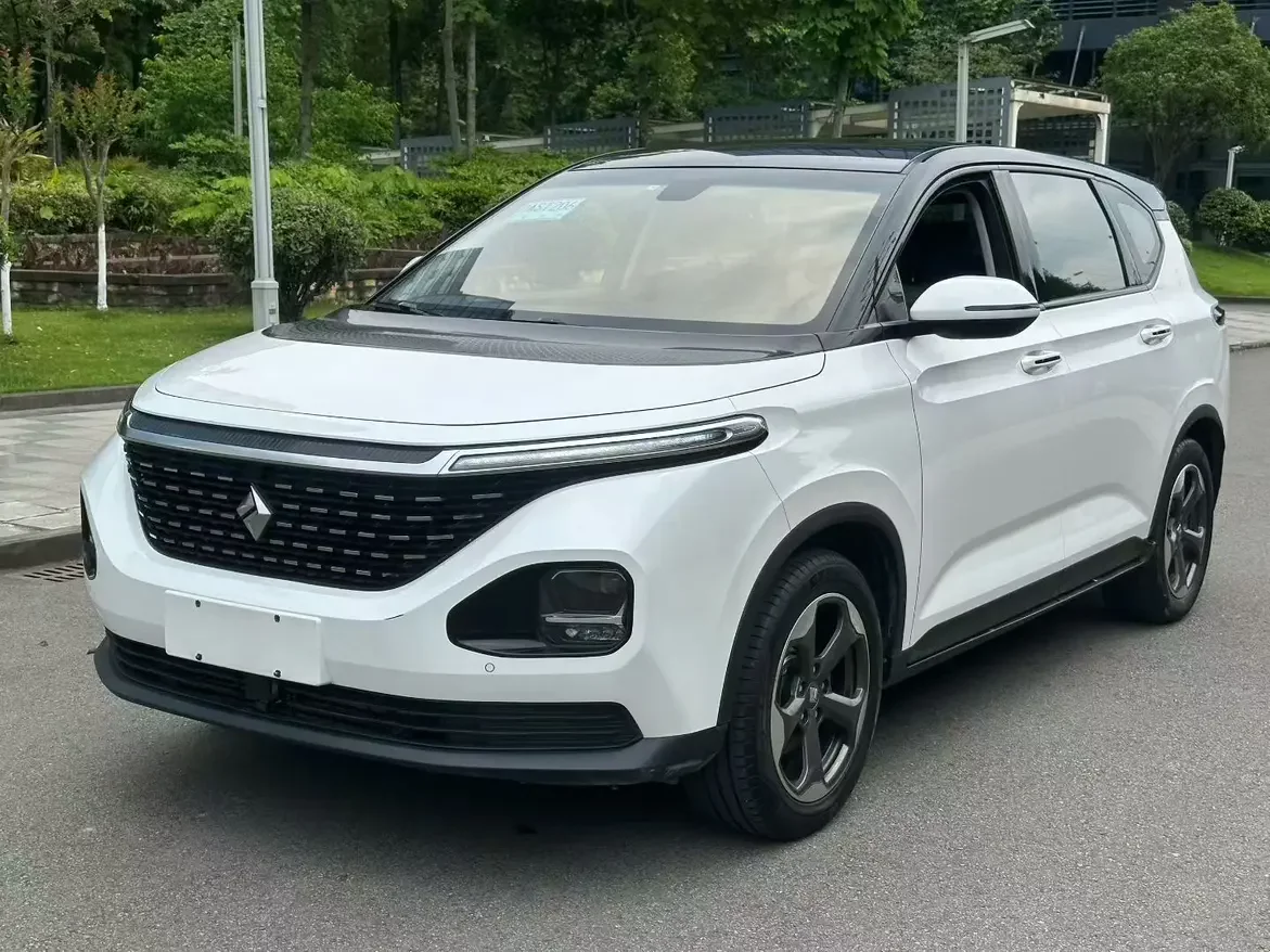 Baojun RM-5