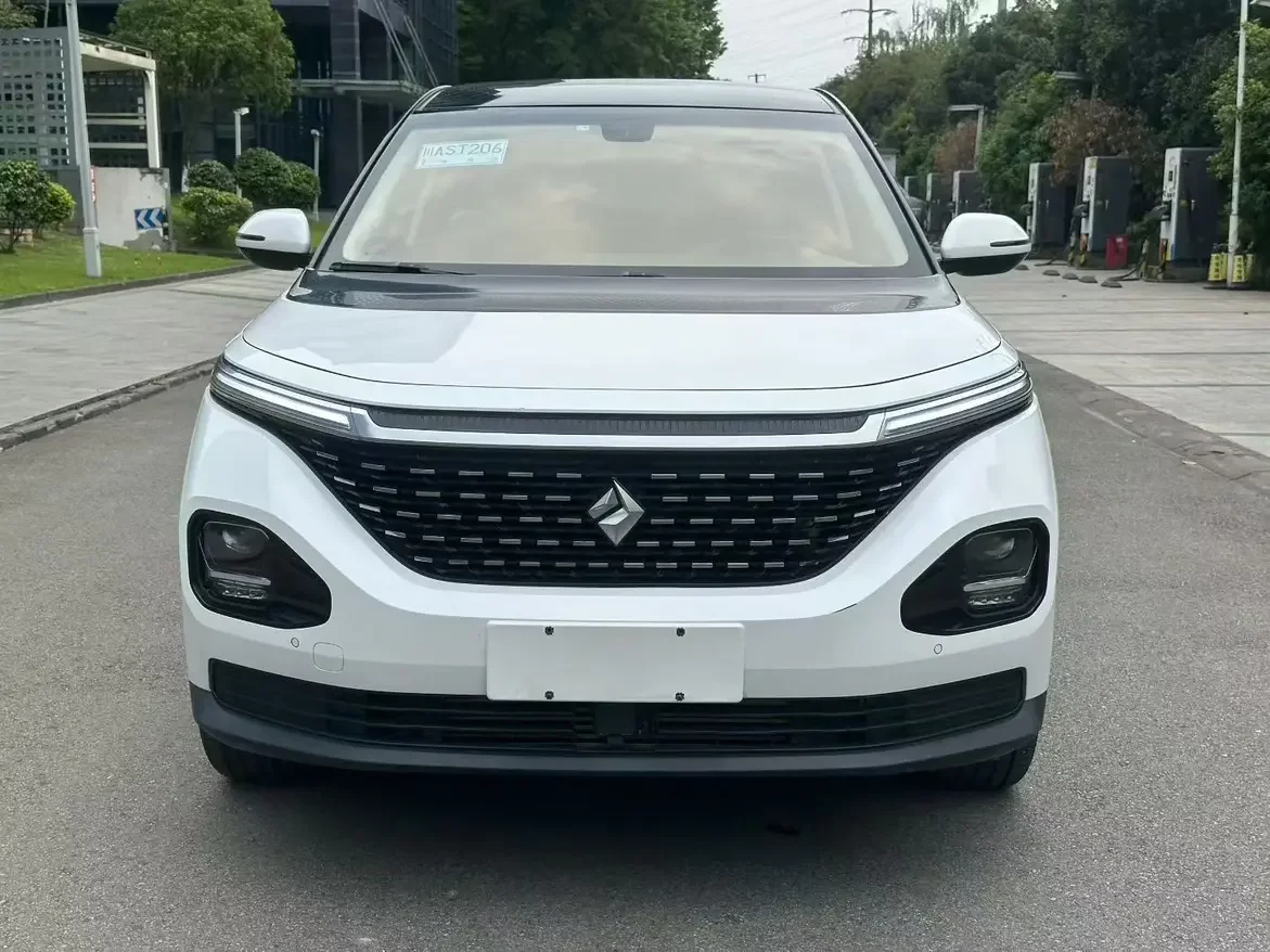 Baojun RM-5
