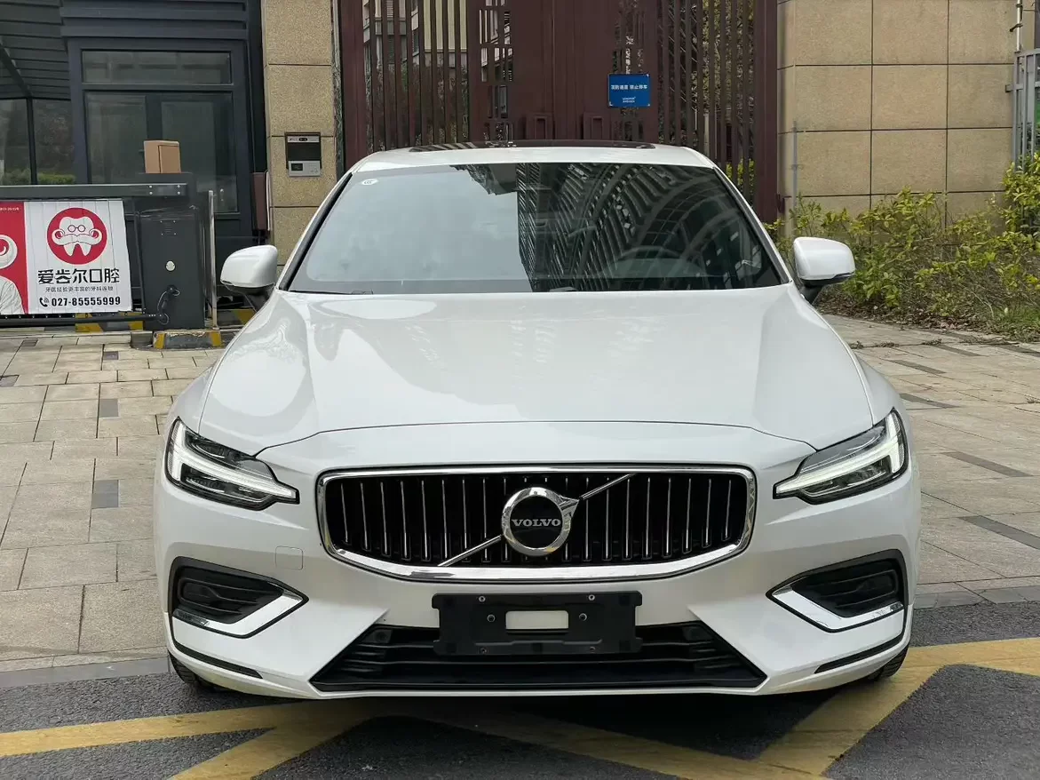 Volvo S60