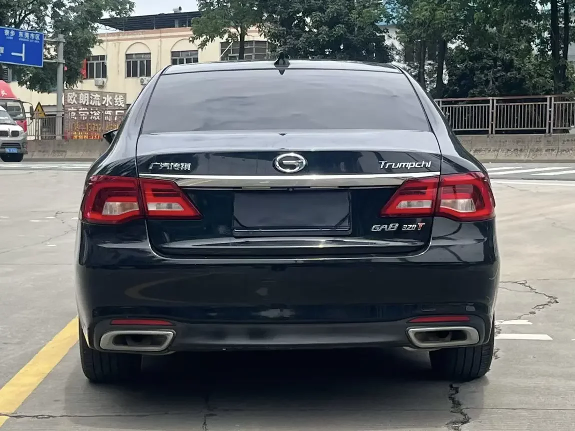GAC Trumpchi GA8