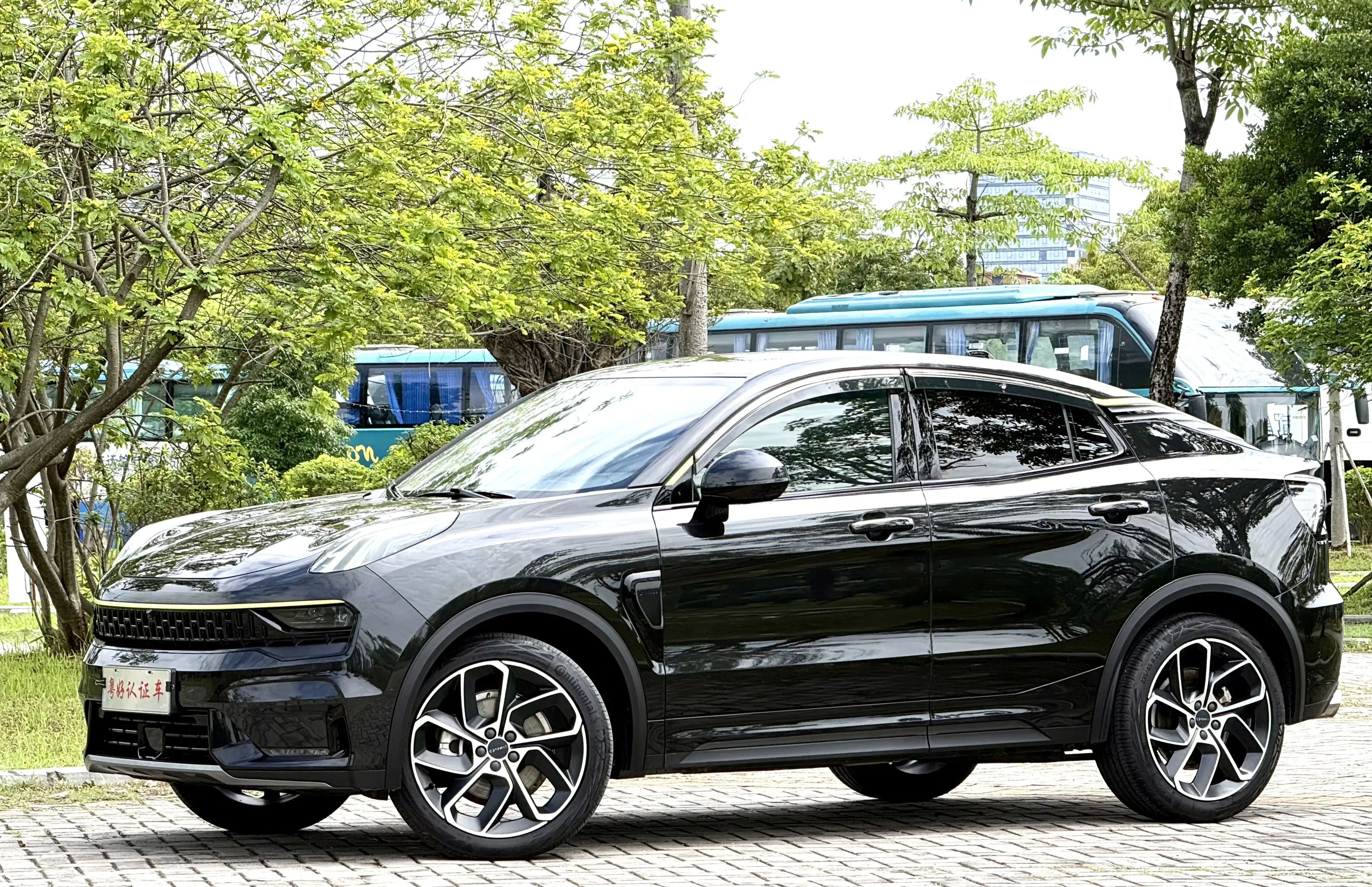 Lynk & Co 05