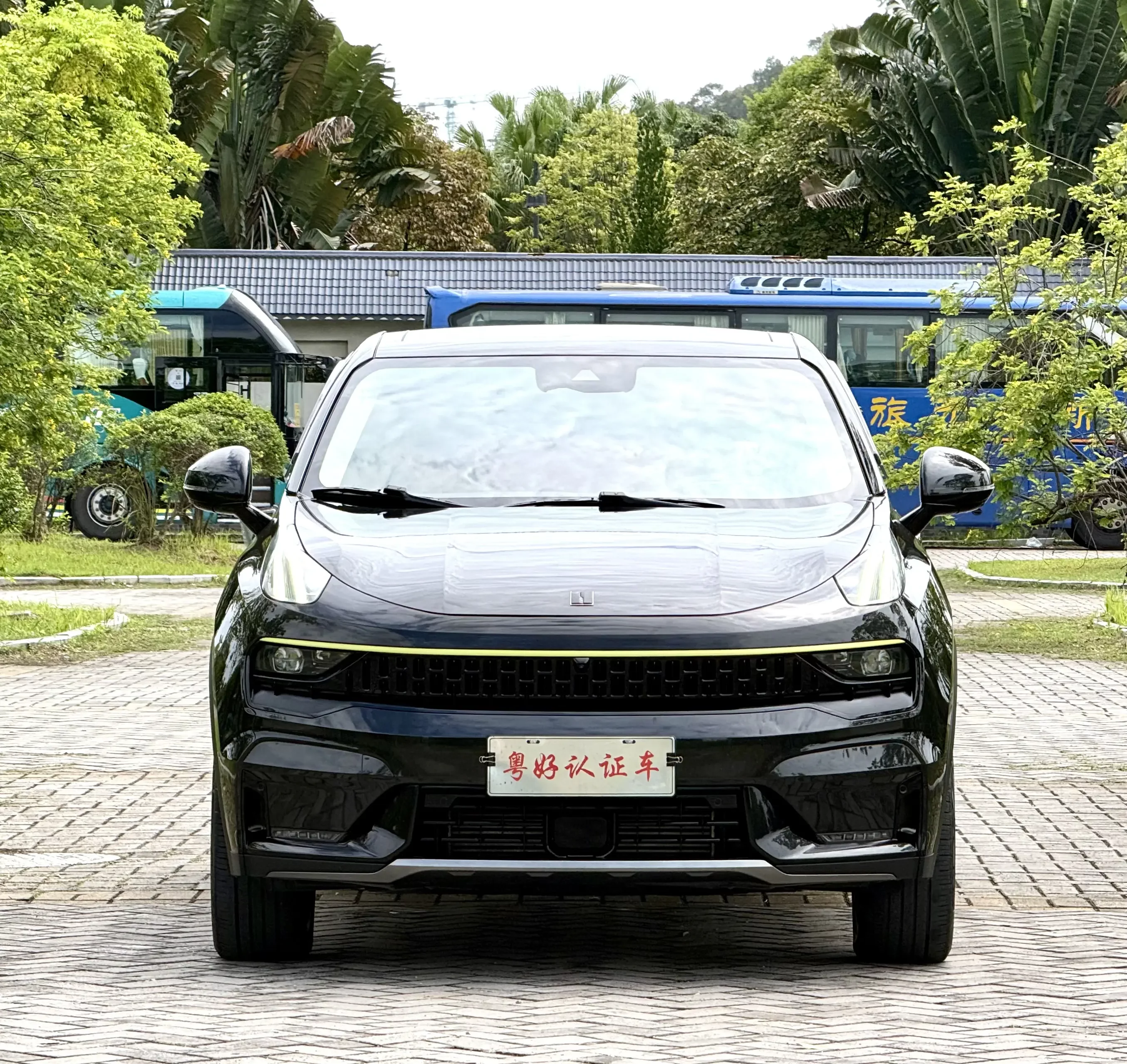 Lynk & Co 05