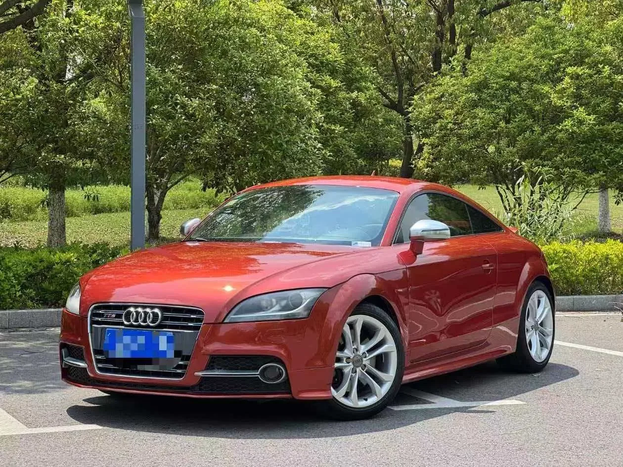 Audi TTS