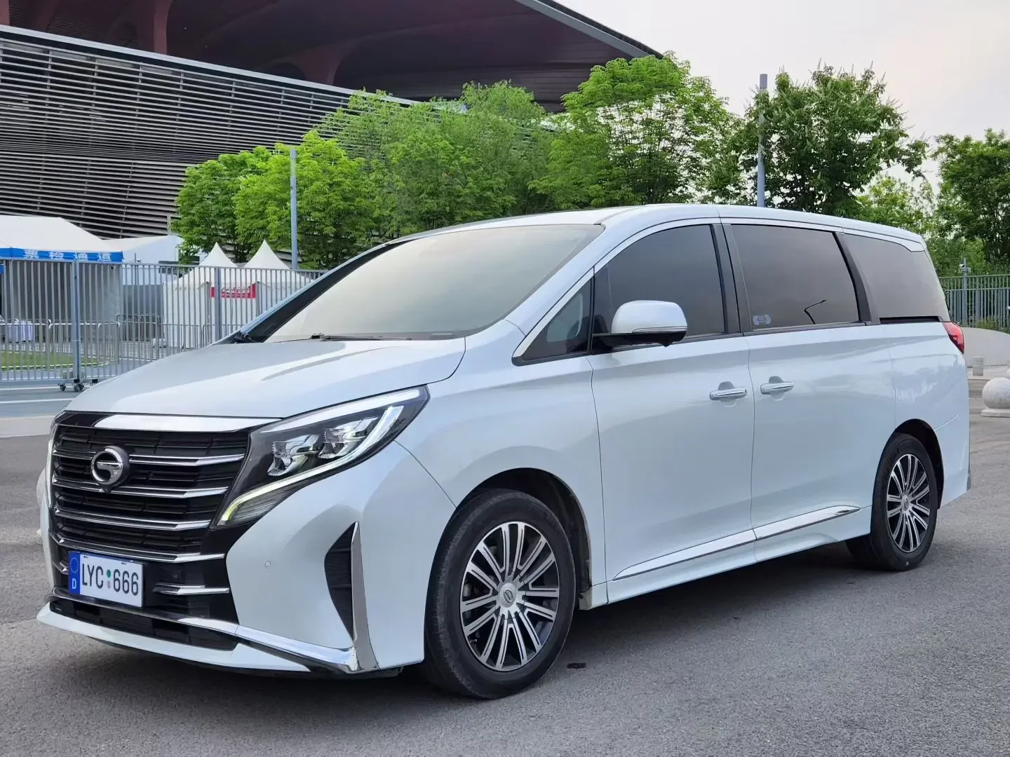 GAC Trumpchi M8
