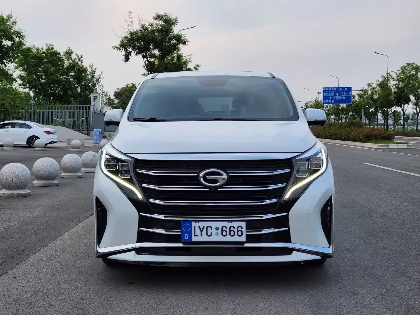 GAC Trumpchi M8