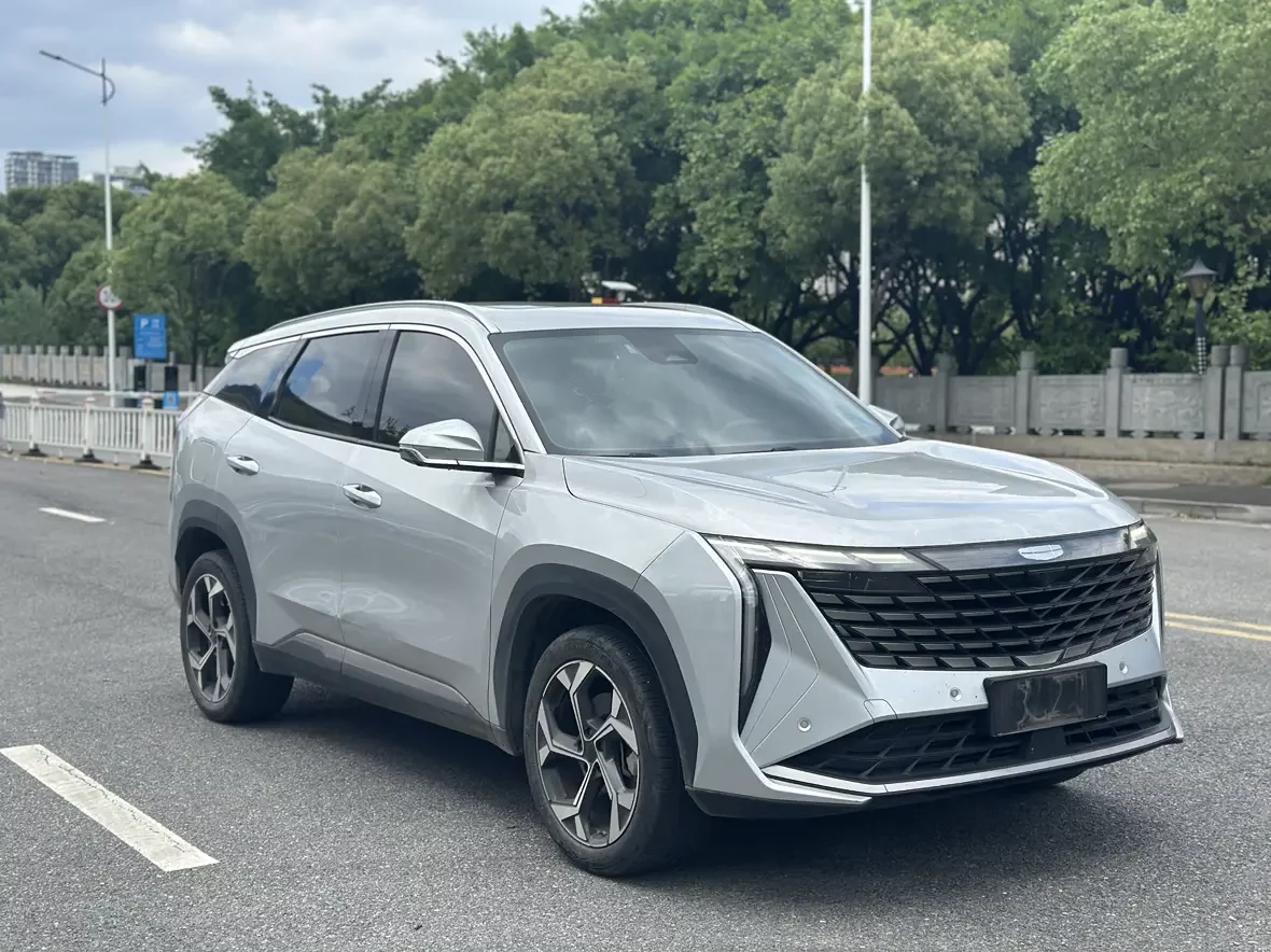 Geely Atlas L