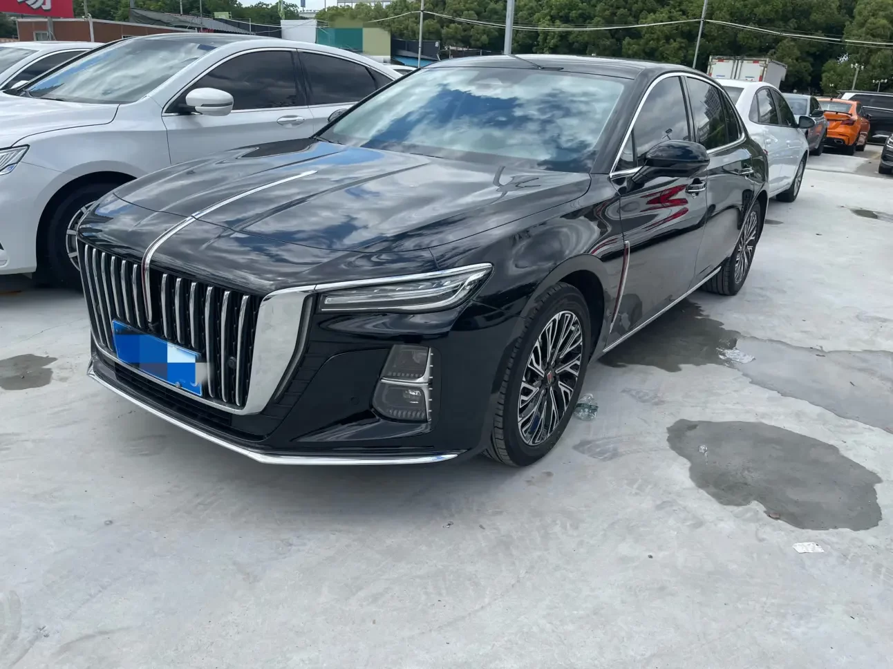 Hongqi H5