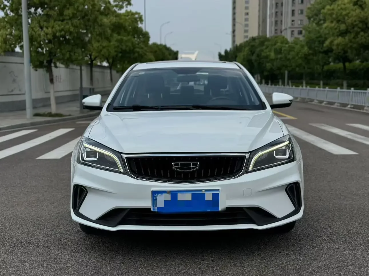 Geely emgrand