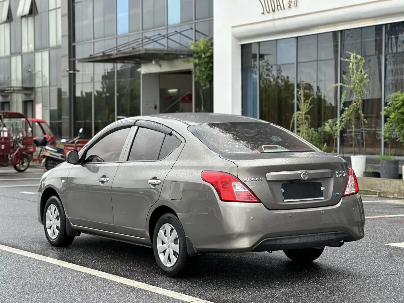Nissan Sunlight