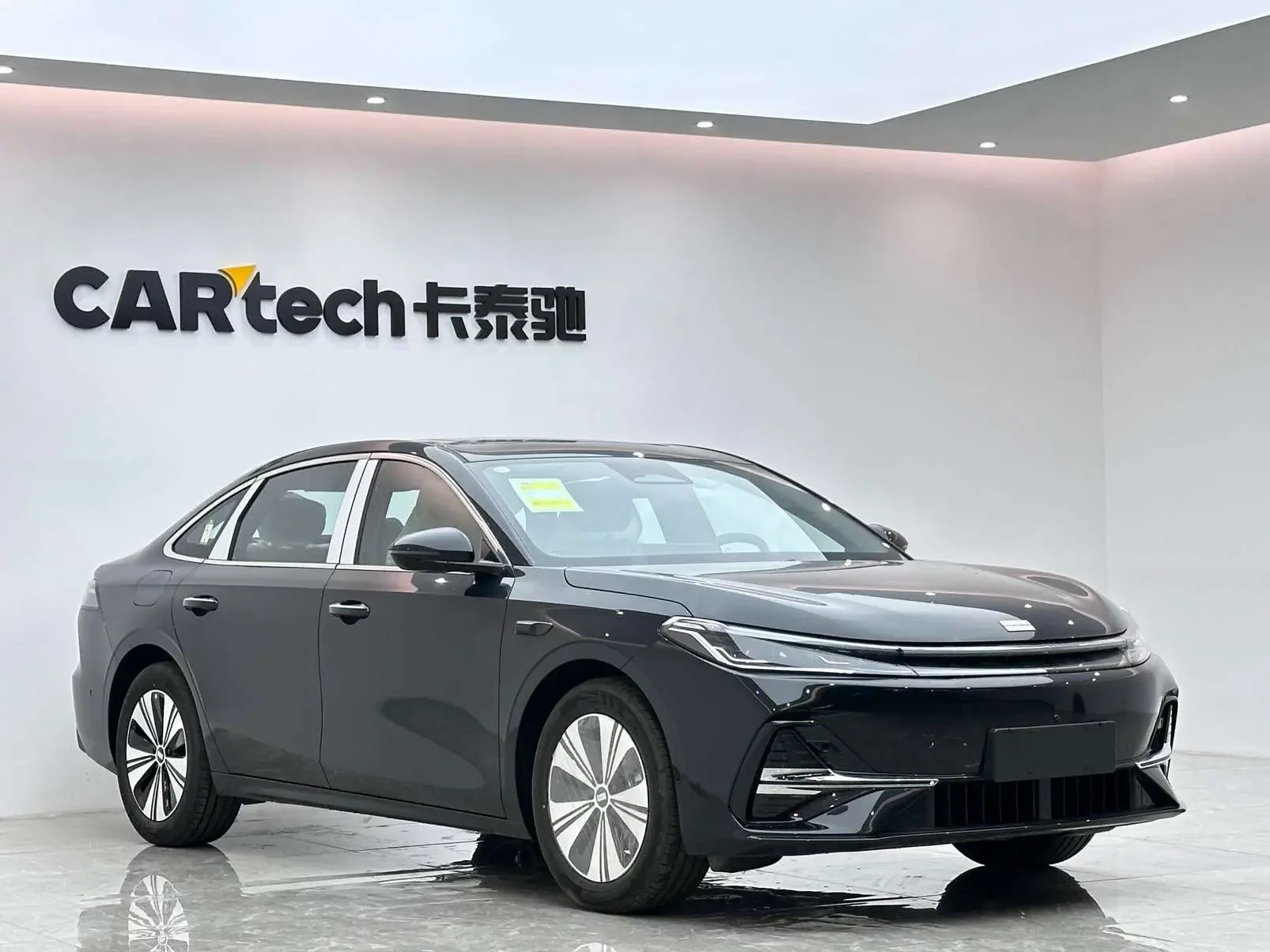 Geely Galaxy A7 EM