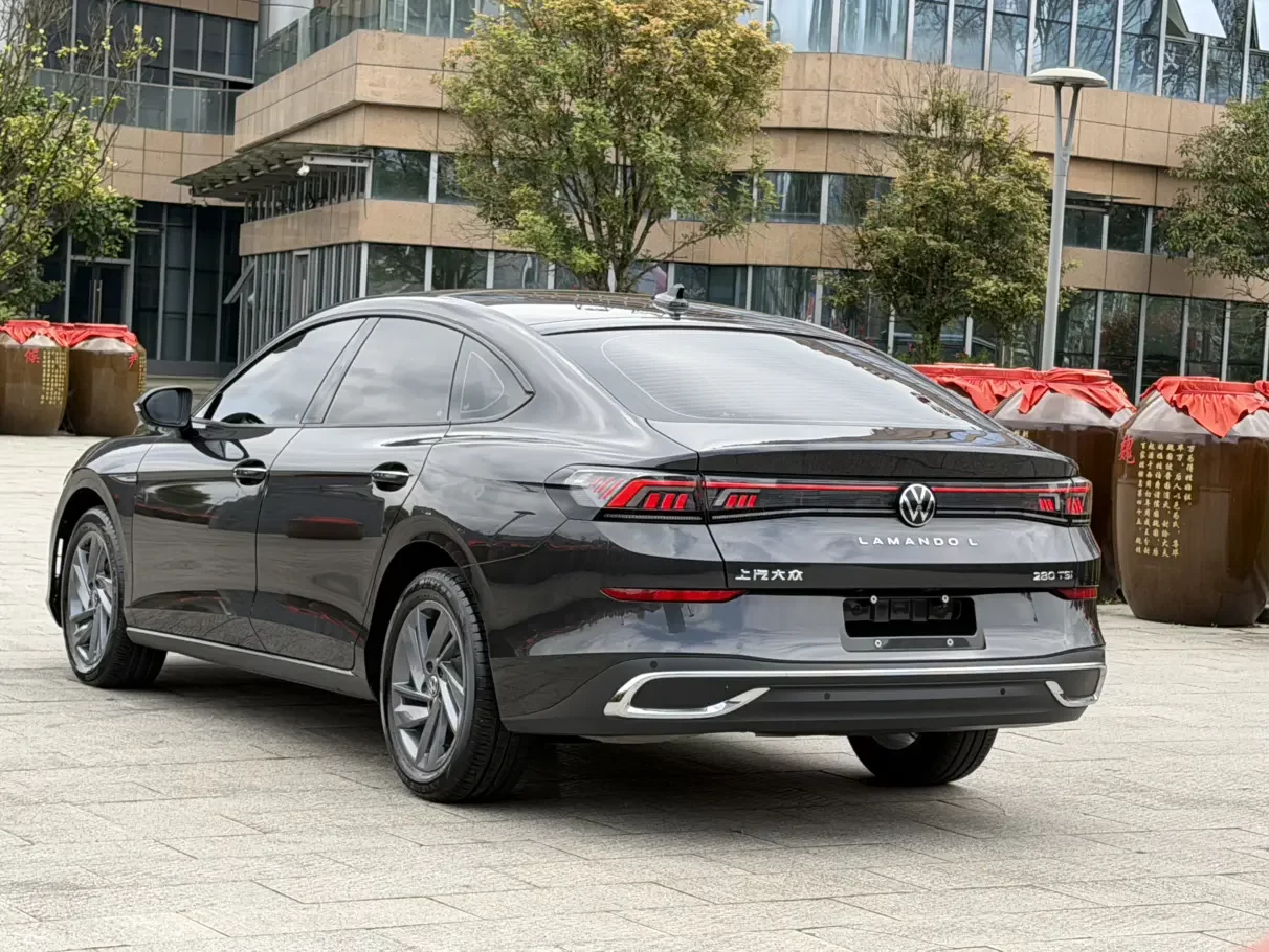 Volkswagen Lamando