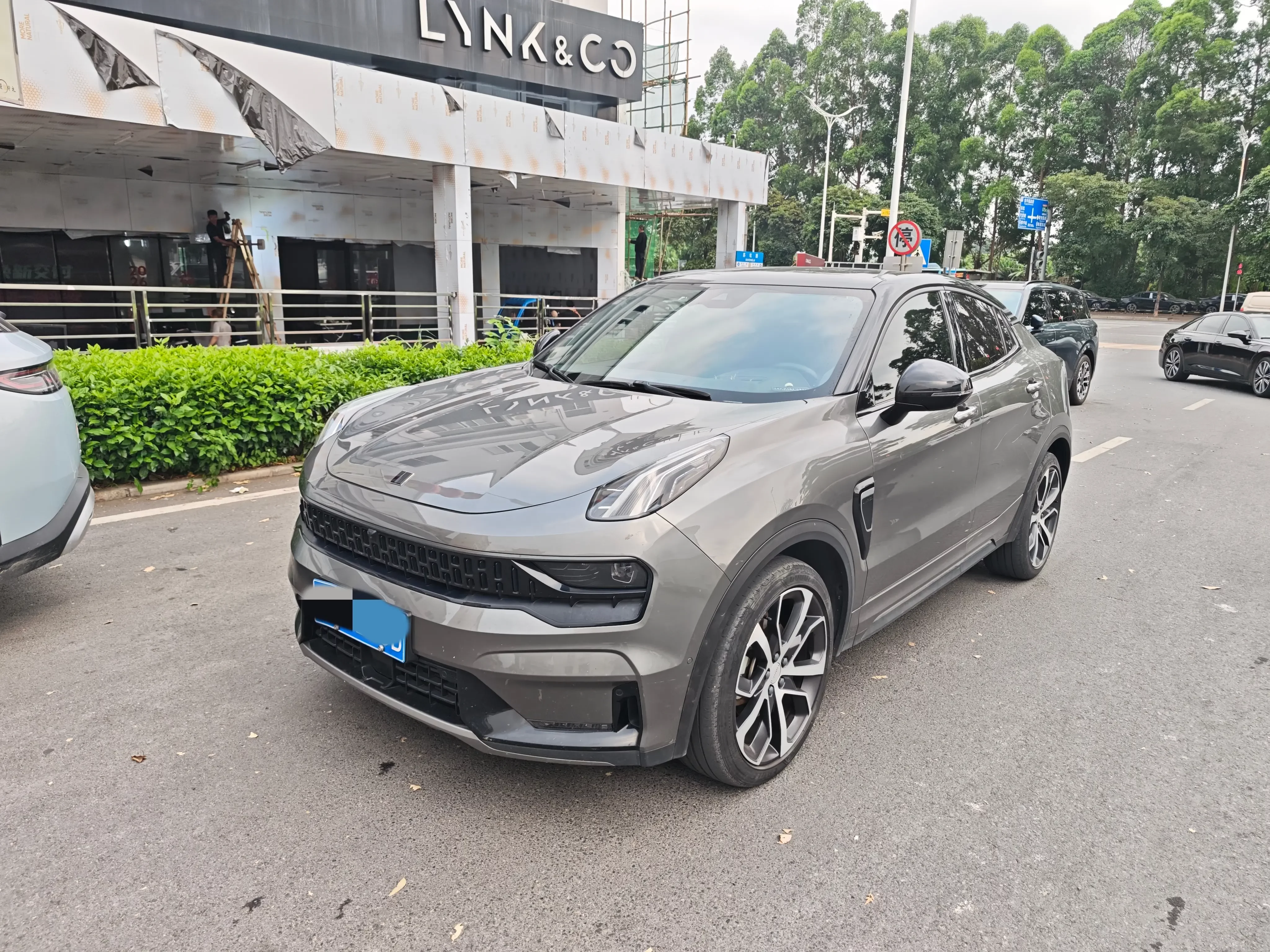 Lynk & Co 05