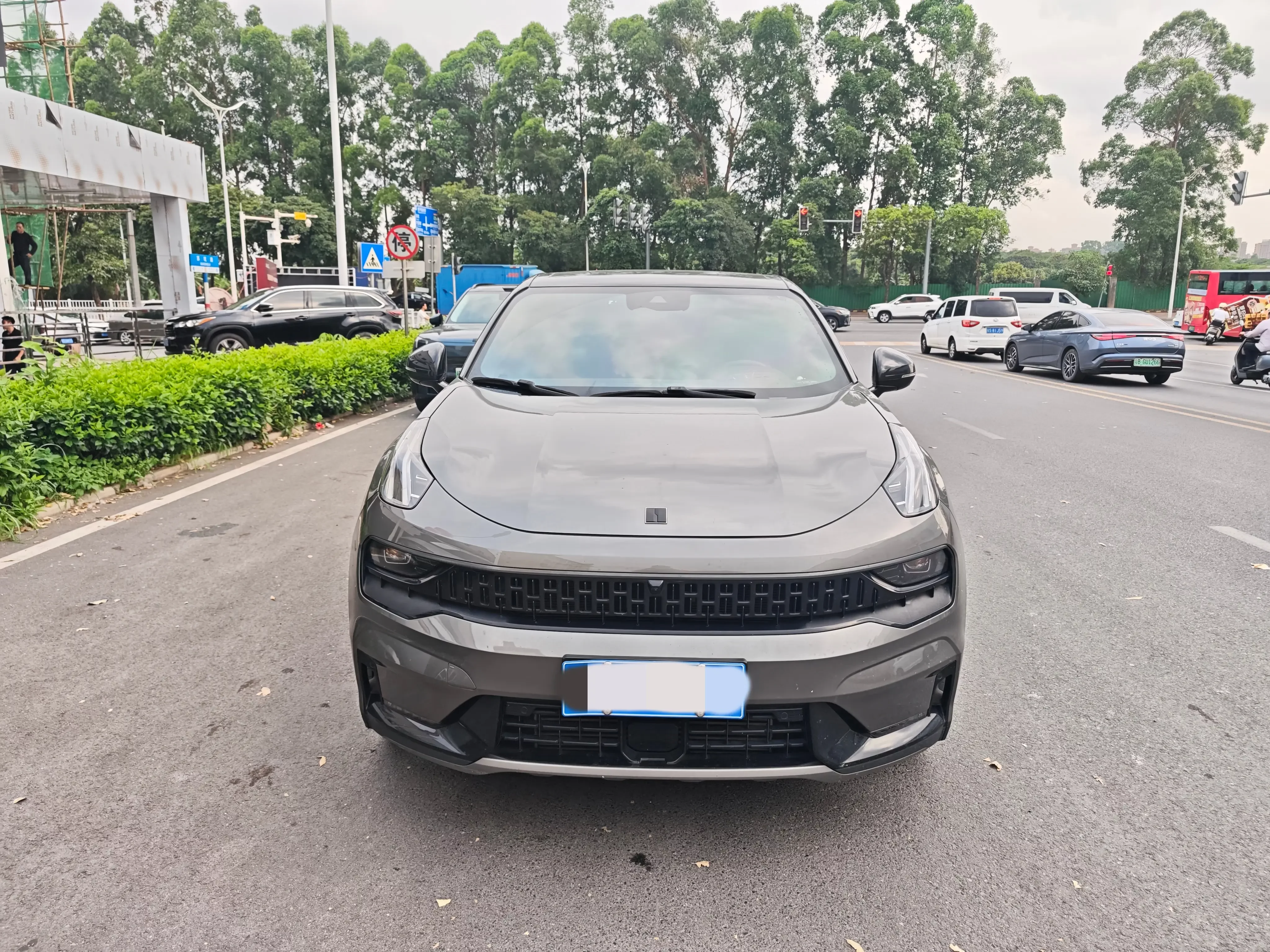 Lynk & Co 05