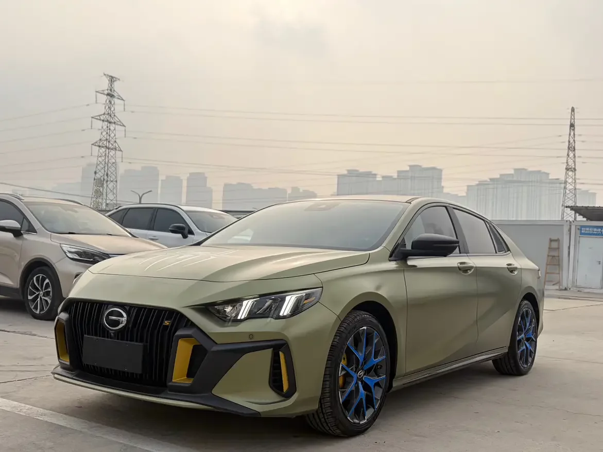 GAC Trumpchi Empow  из Китая