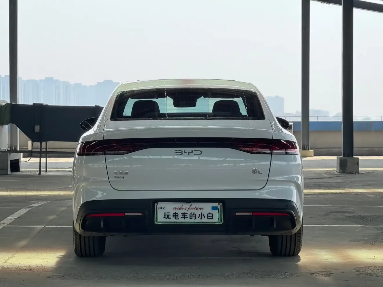 BYD Qin L DM