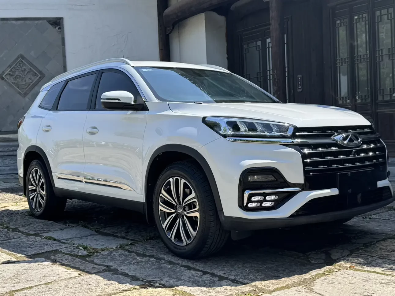 Chery Tiggo 8