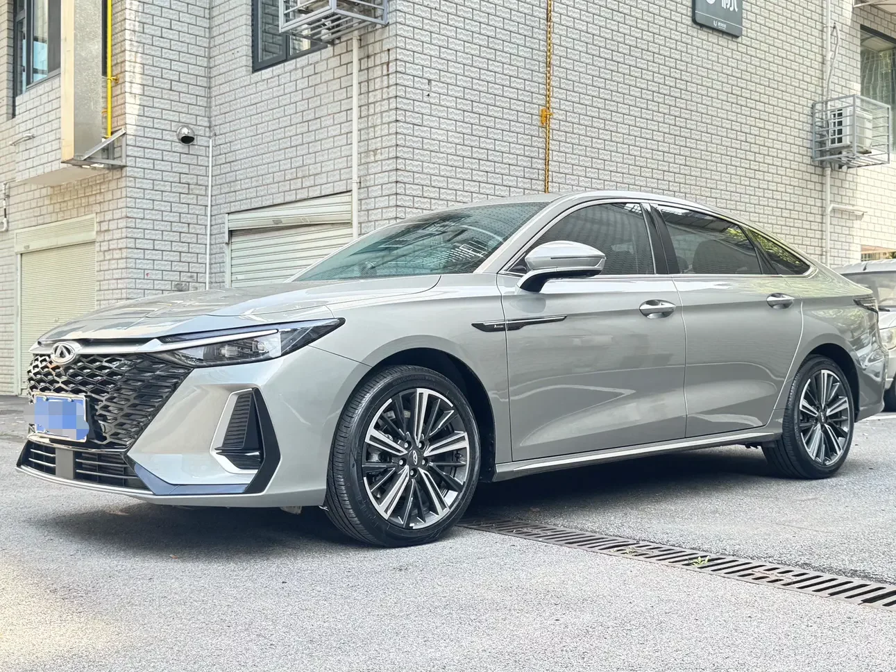 Chery Arrizo 8