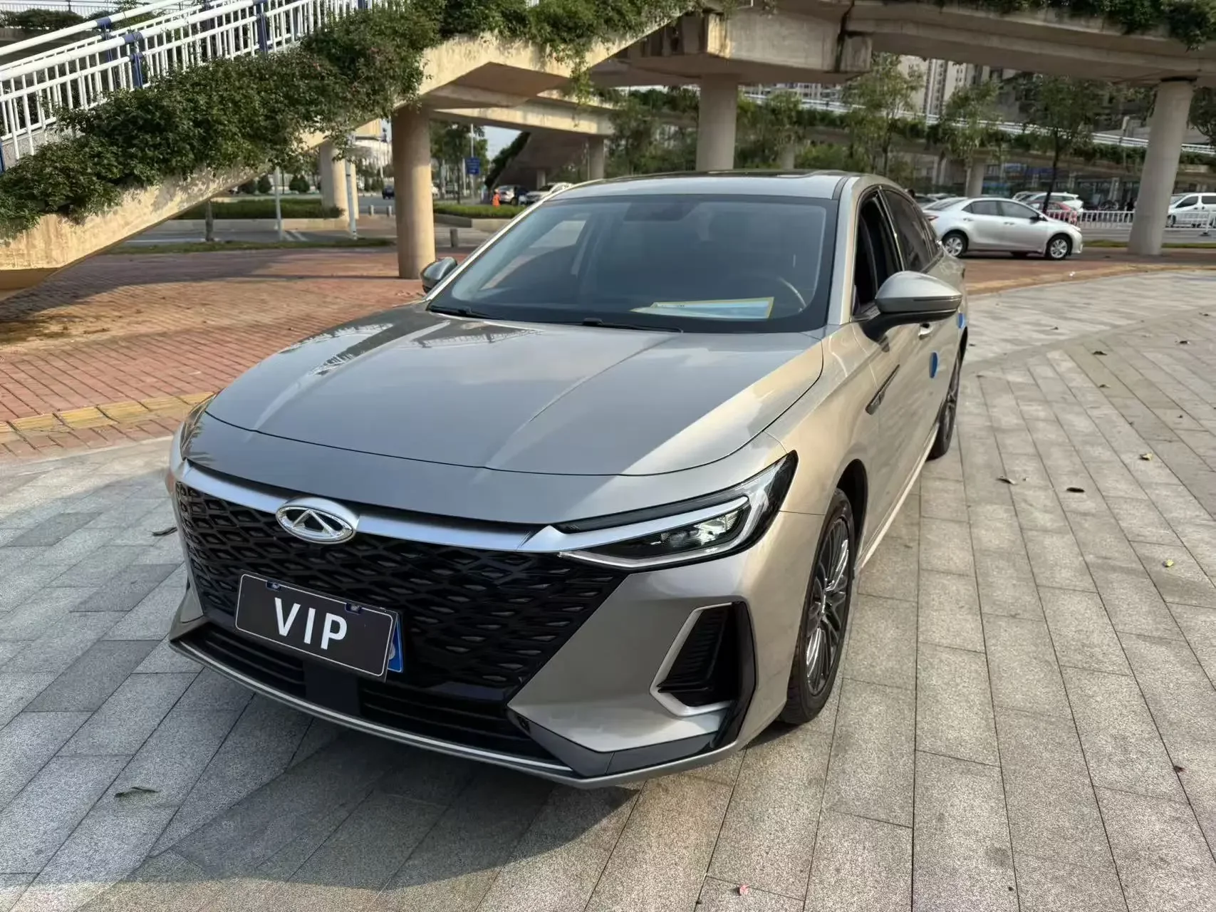 Chery Arrizo 8