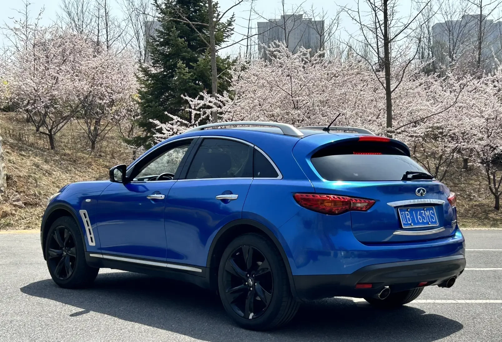 Infiniti FX