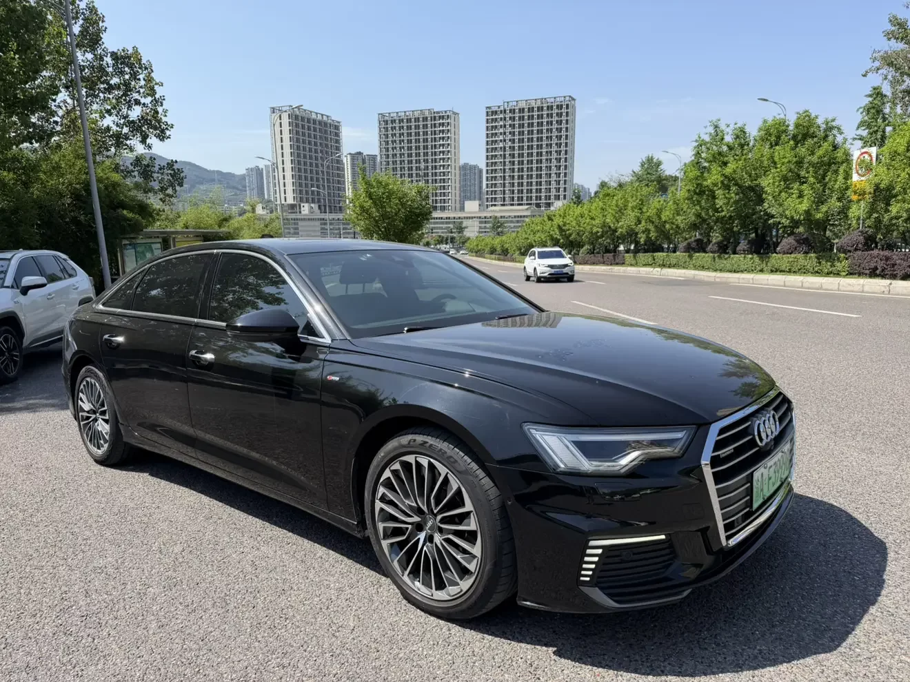 Audi A6L PHEV