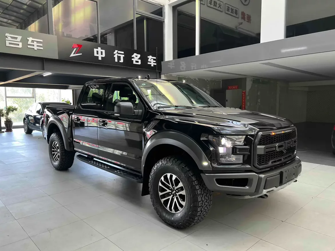 Ford F-150 Raptor