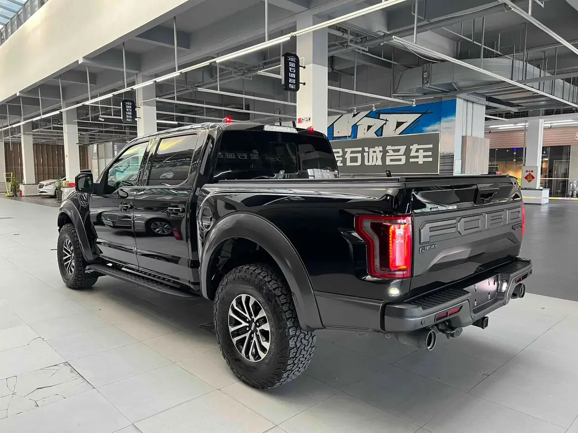 Ford F-150 Raptor
