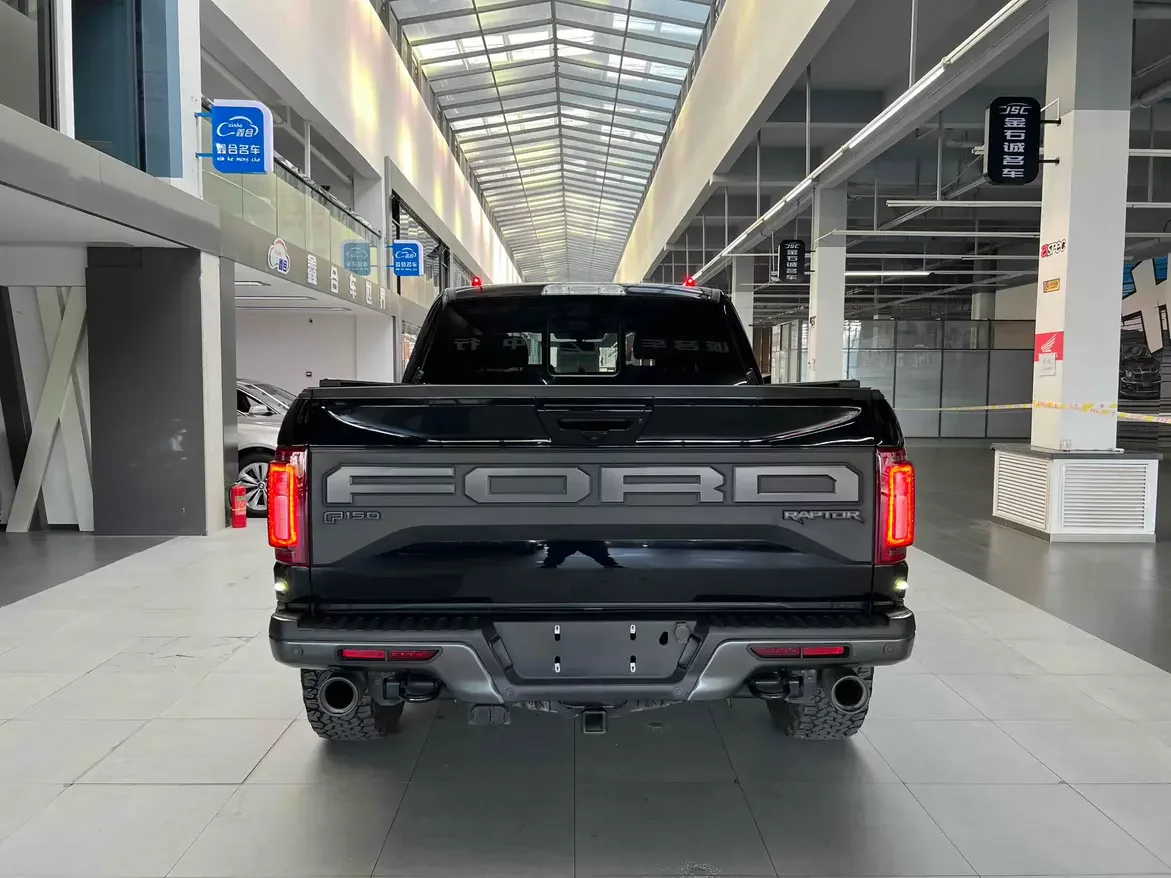 Ford F-150 Raptor