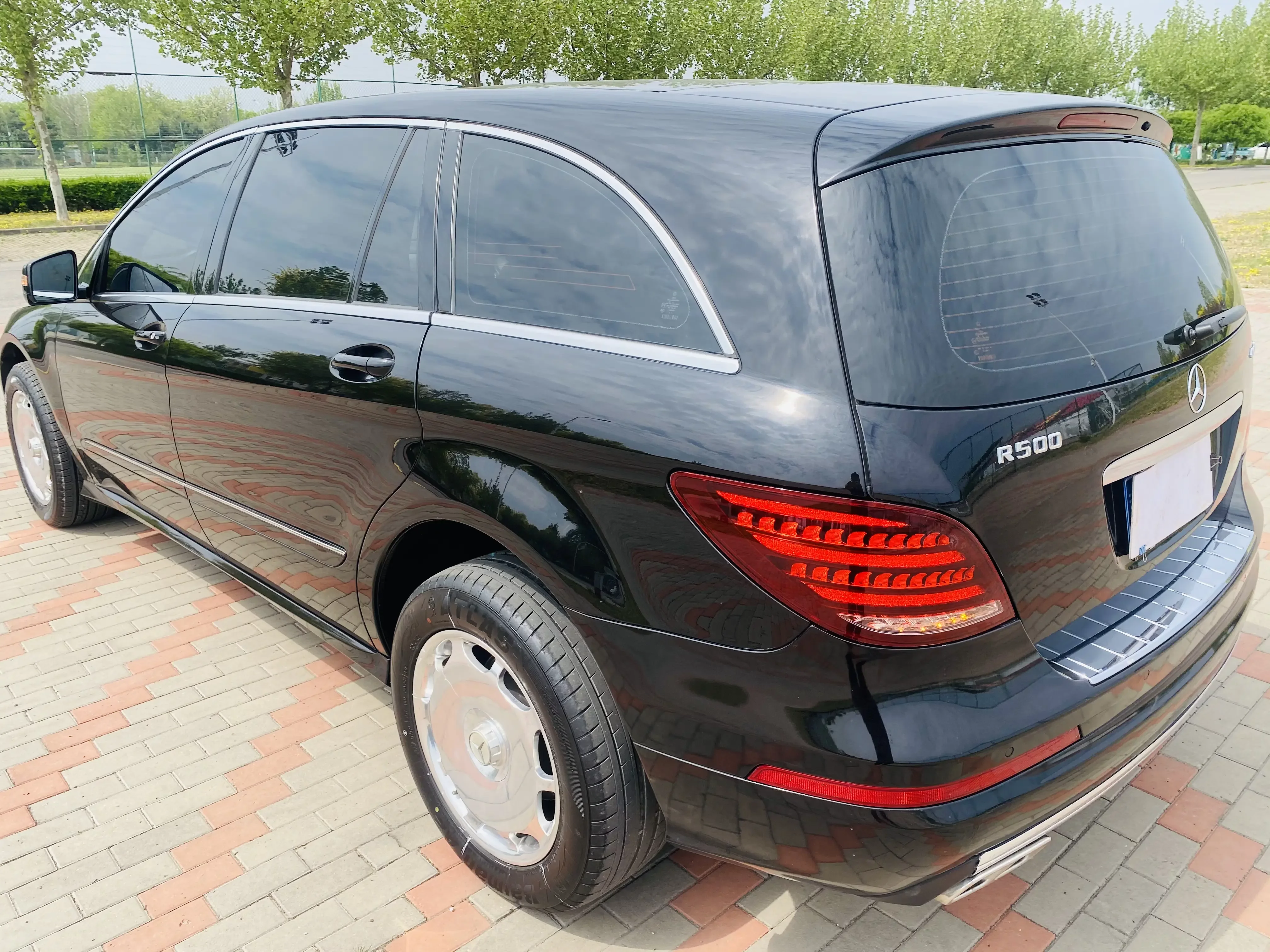 Mercedes-Benz R-Class