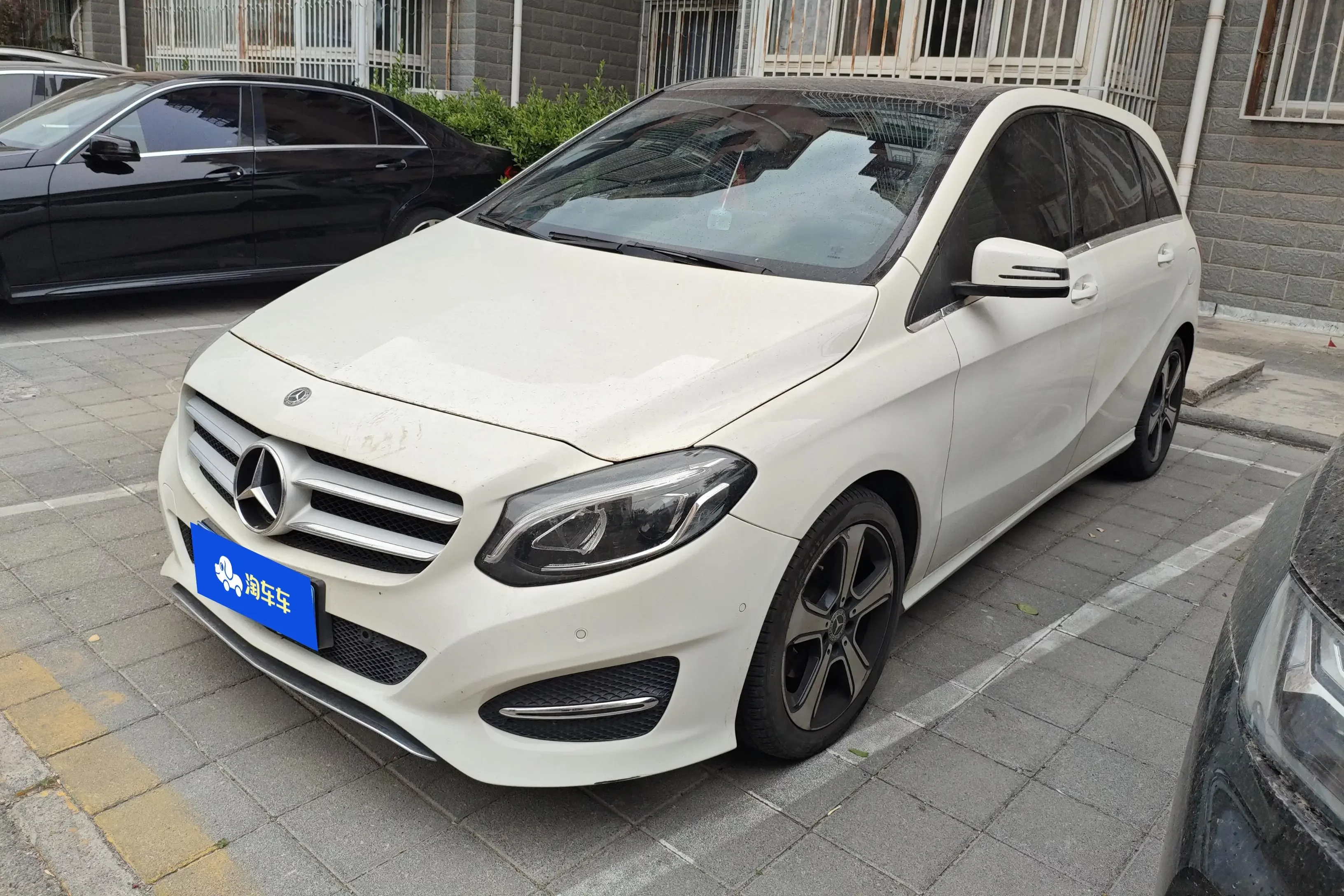 Mercedes-Benz B Class