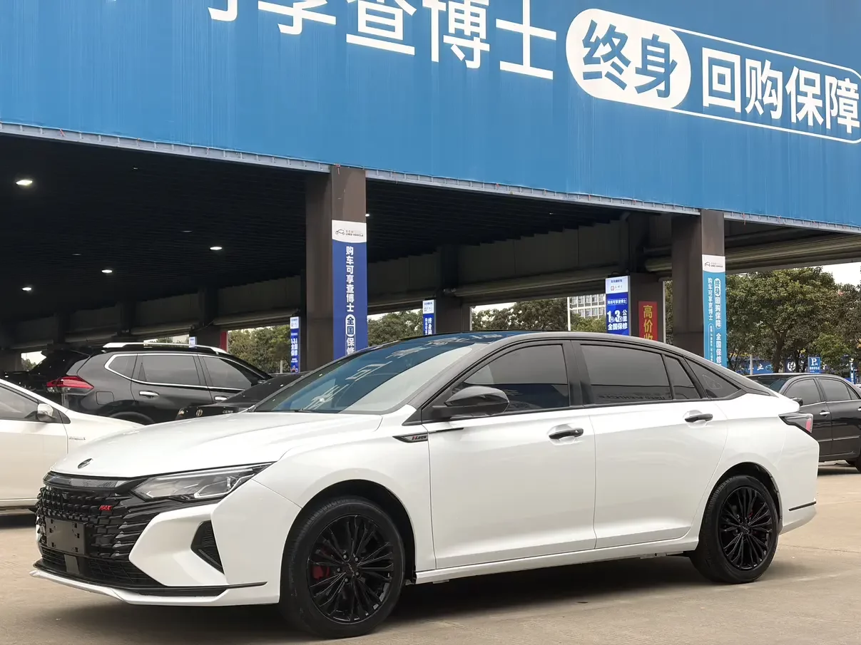Dongfeng Yixuan MAX