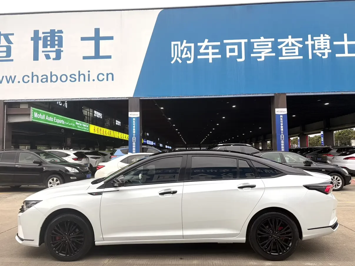 Dongfeng Yixuan MAX